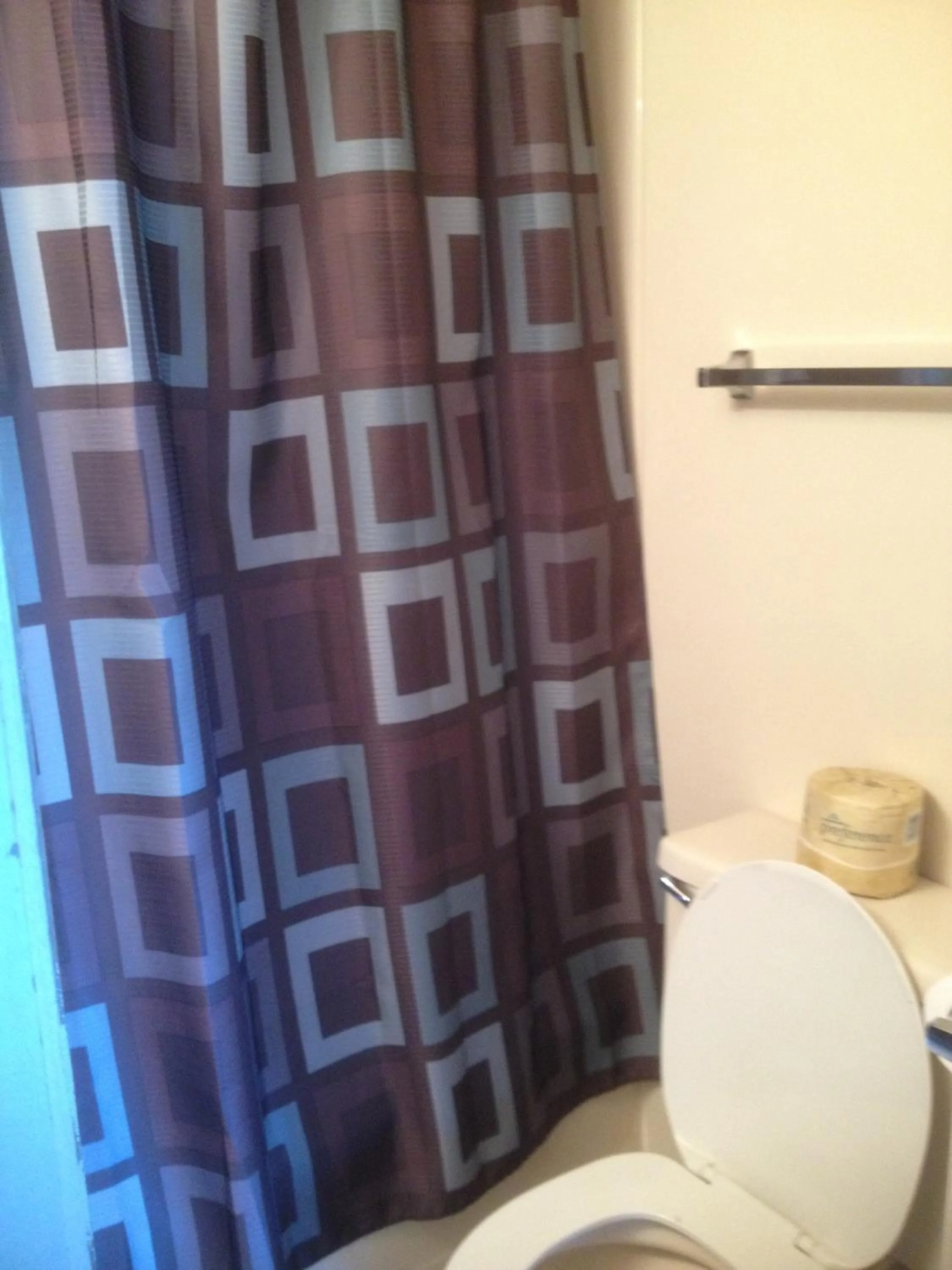 Bathroom in Lake Myers Lakeside Villa 16