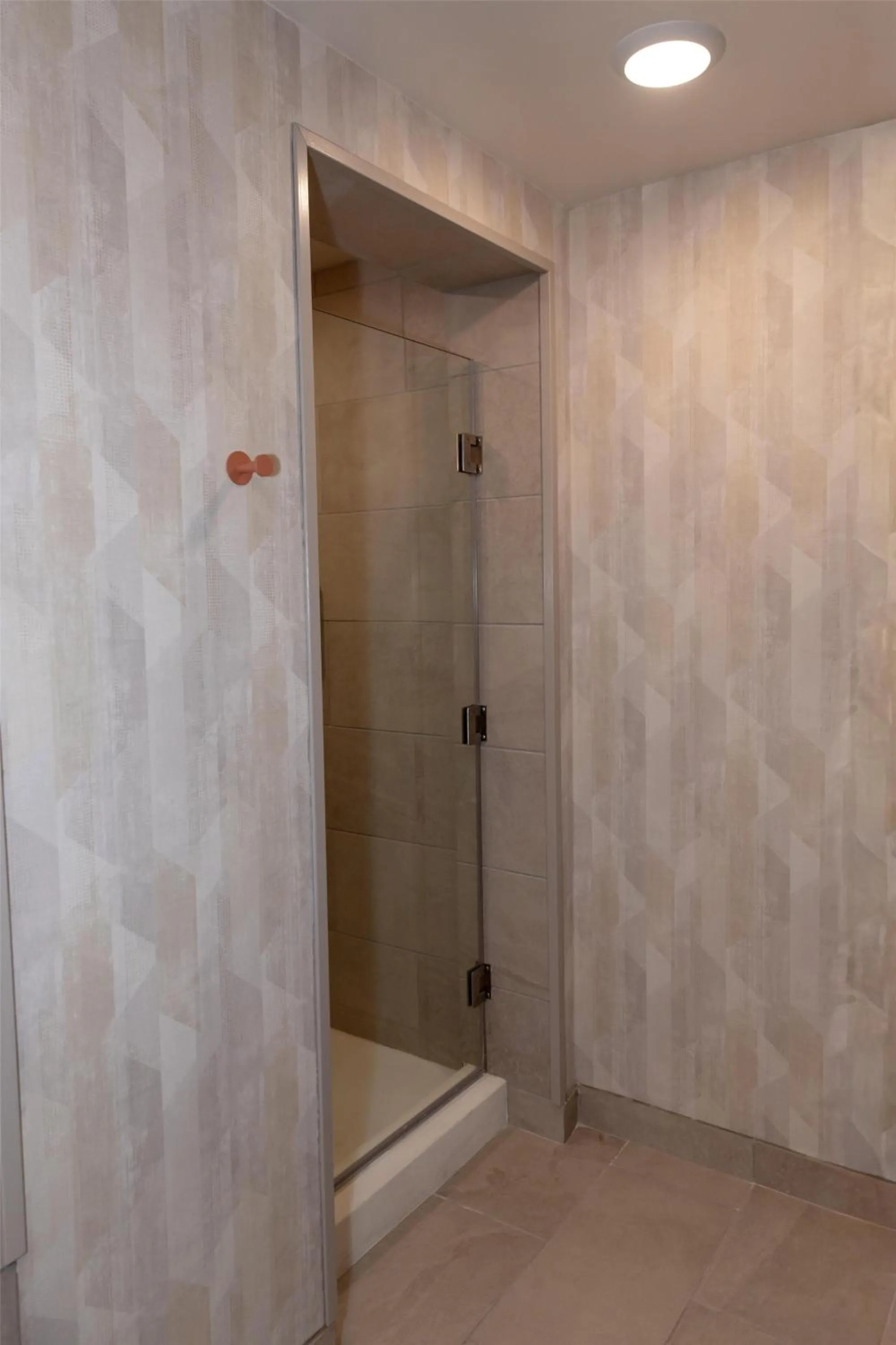 Bathroom in Hampton Inn & Suites Jennings