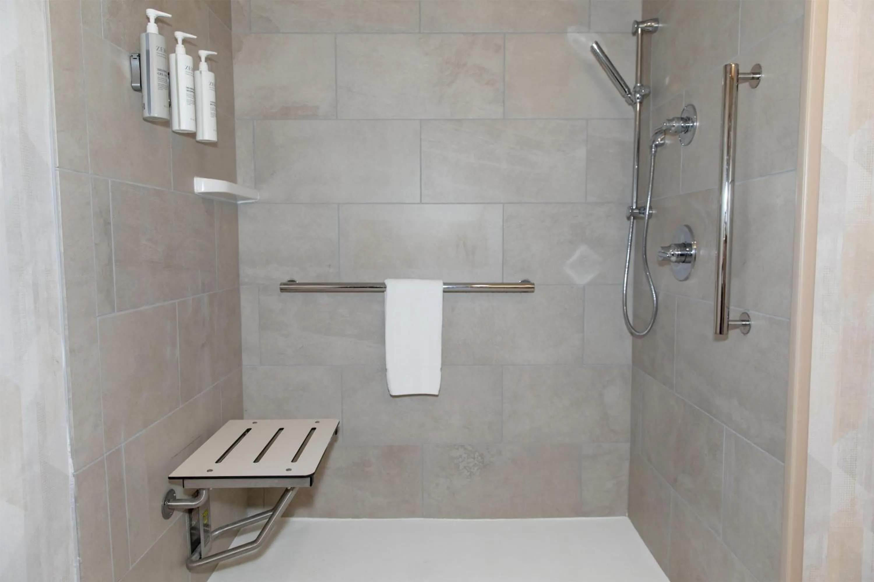 Bathroom in Hampton Inn & Suites Jennings