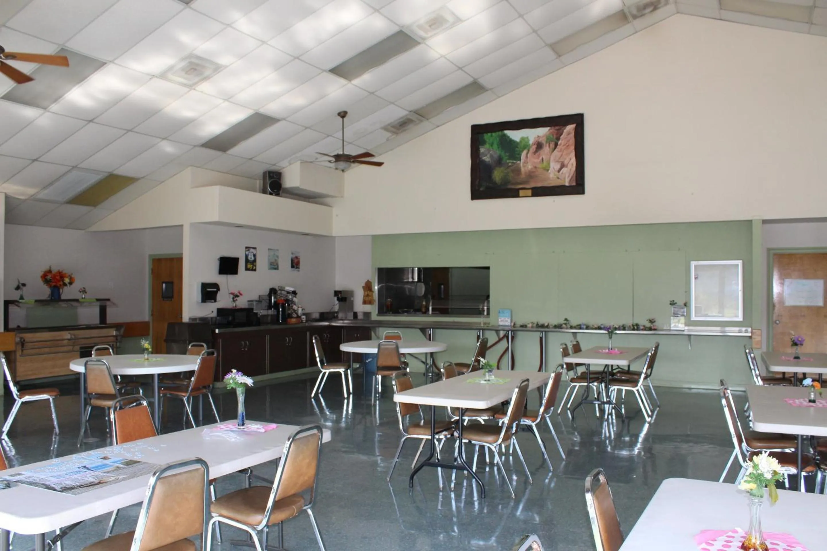 Verde Valley Lawn Cottage 10