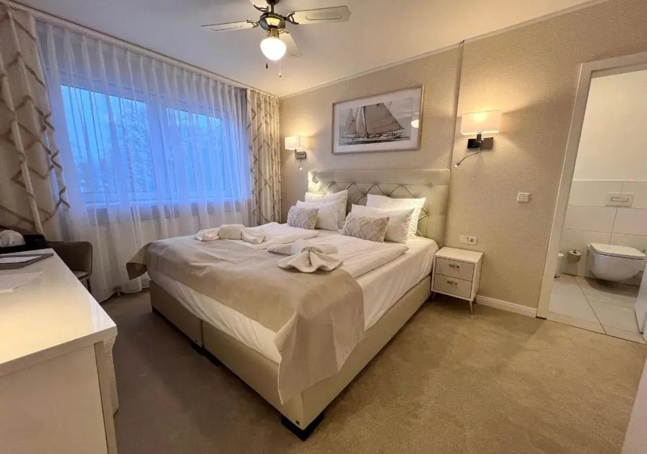 Superior Suite - single occupancy in Hotel Resort Märkisches Meer Superior Suite - single occupancy in Hotel Resort Märkisches Meer