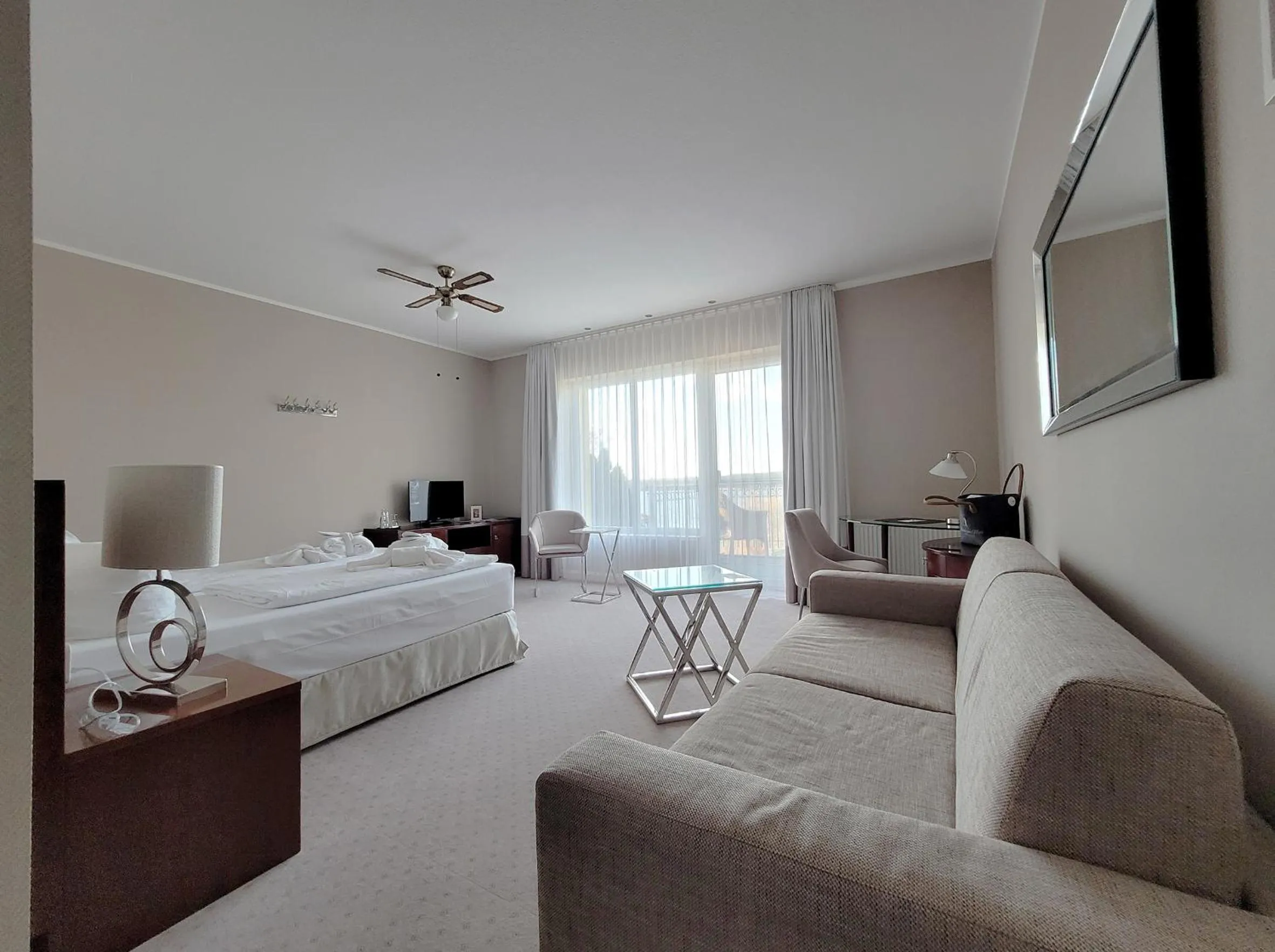 Photo of the whole room, Bed in Hotel Resort Märkisches Meer