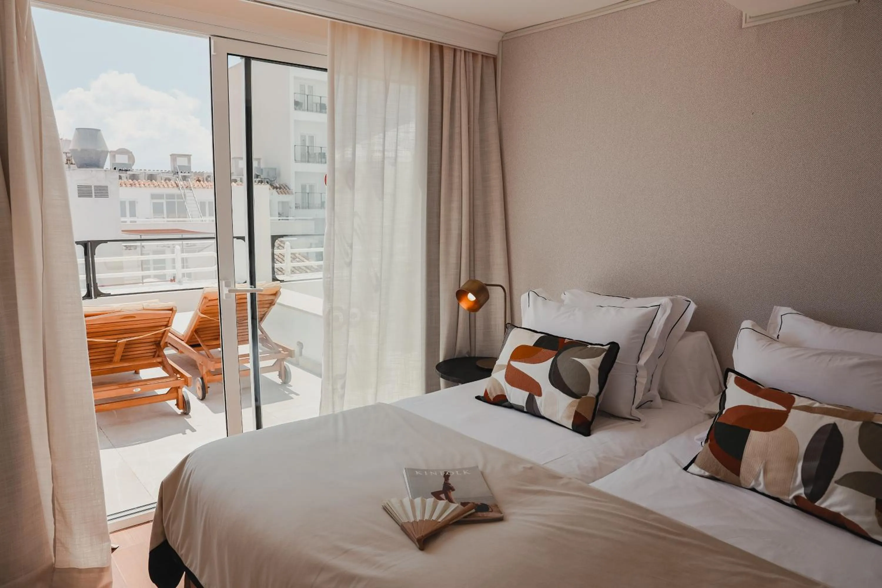 Balcony/Terrace, Bed in Hoposa Daina- Adults Only