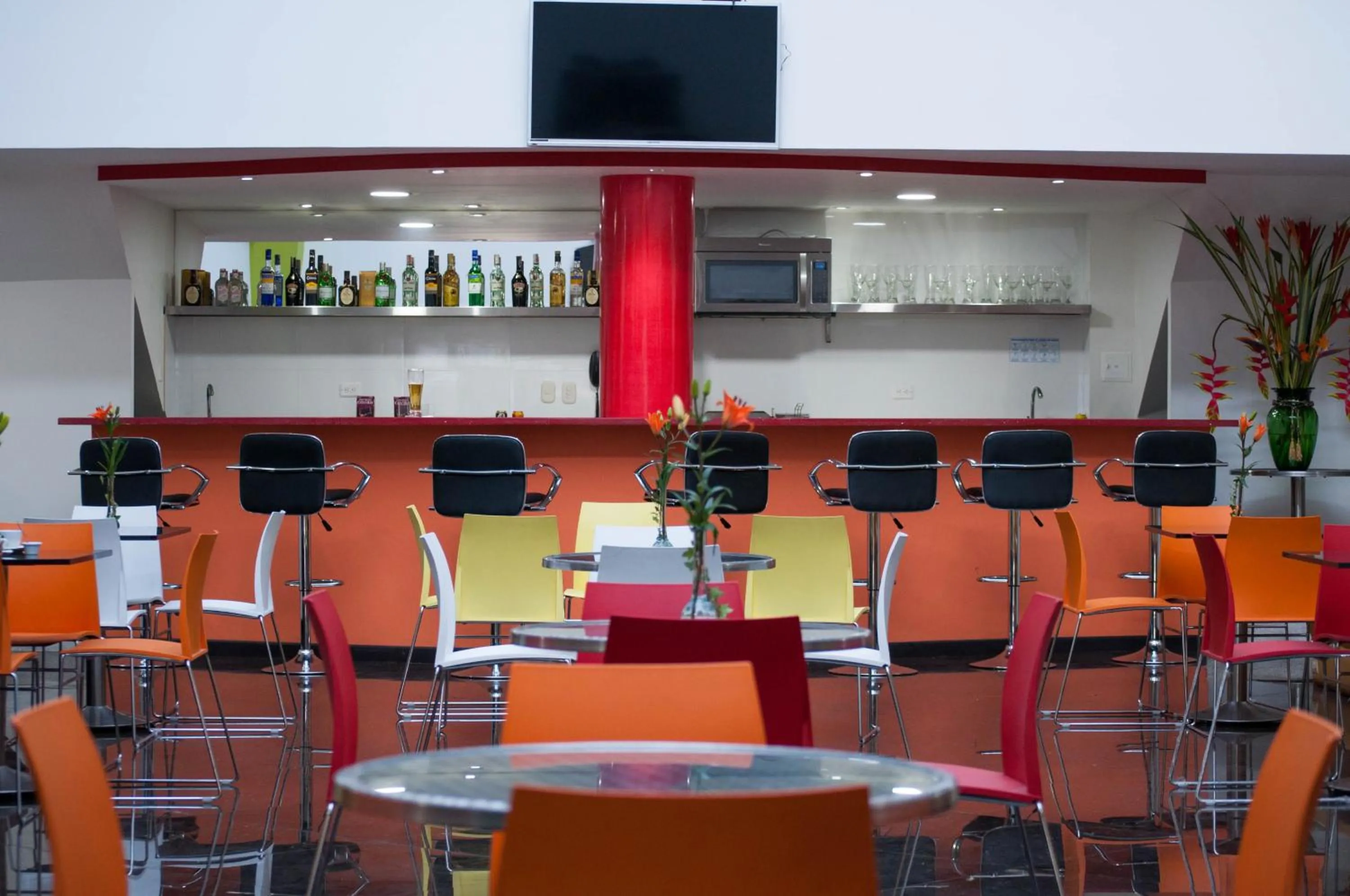 Lounge or bar in Hotel Ferias Park