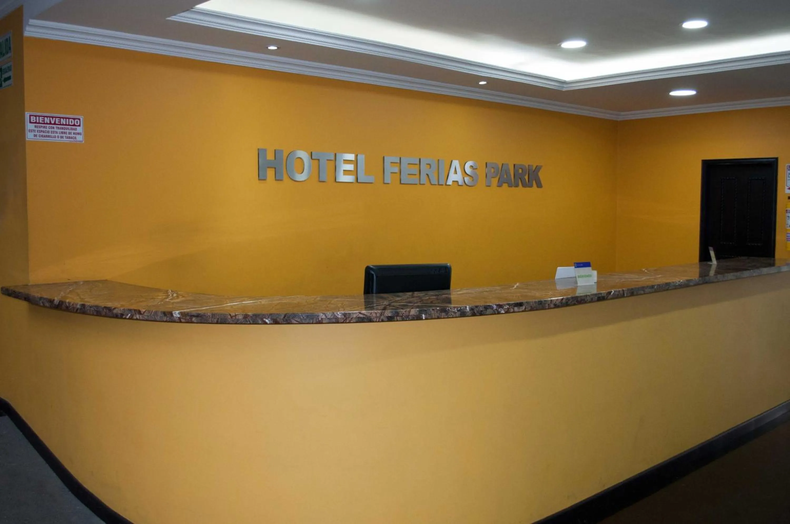 Lobby or reception in Hotel Ferias Park