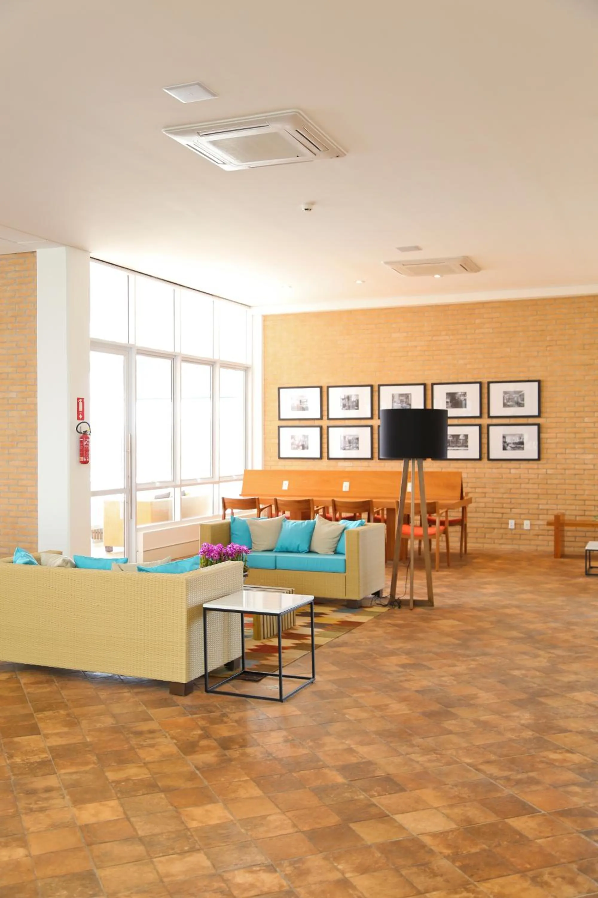 Lobby or reception in Vitória Hotel Express Dom Pedro