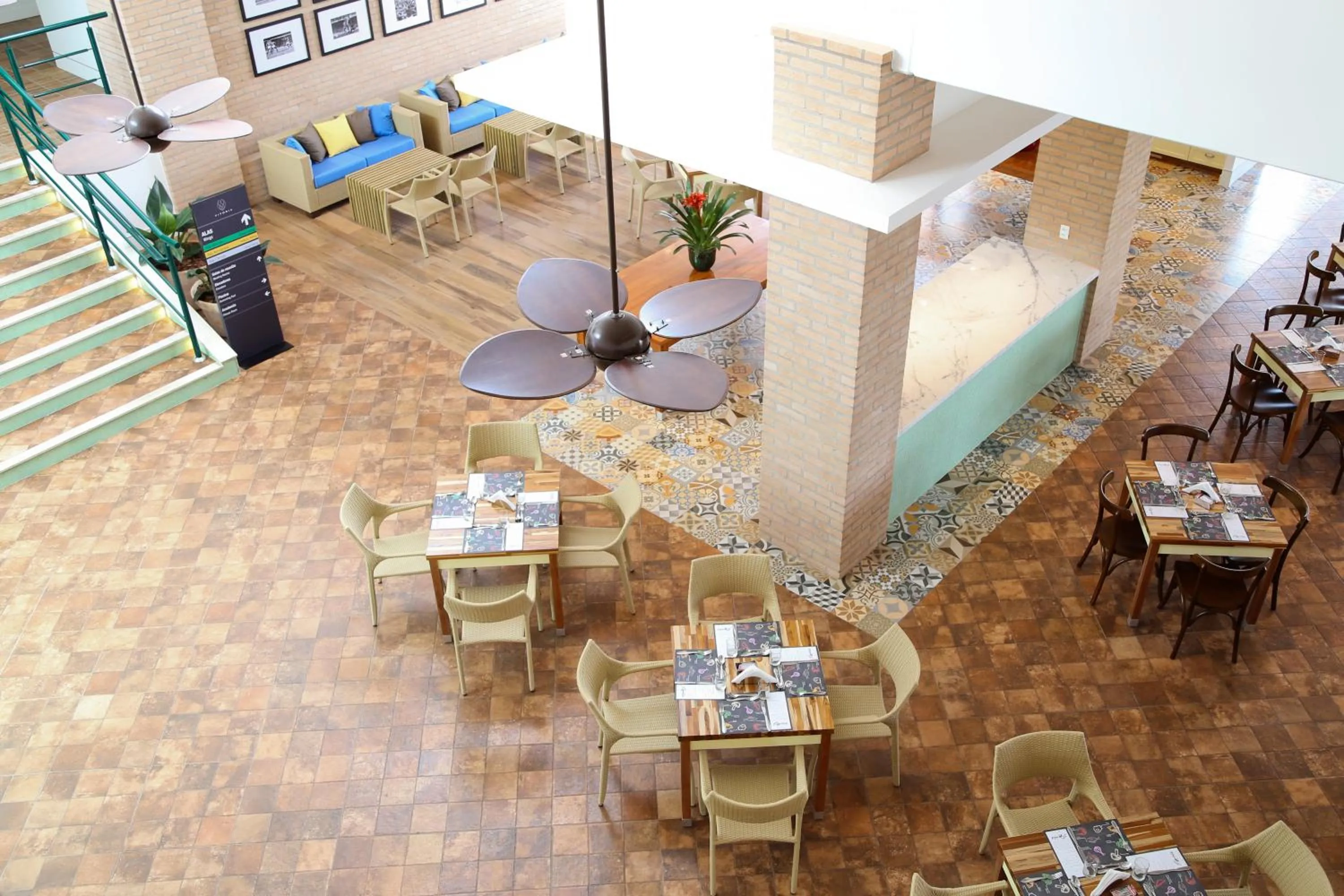 Restaurant/places to eat in Vitória Hotel Express Dom Pedro