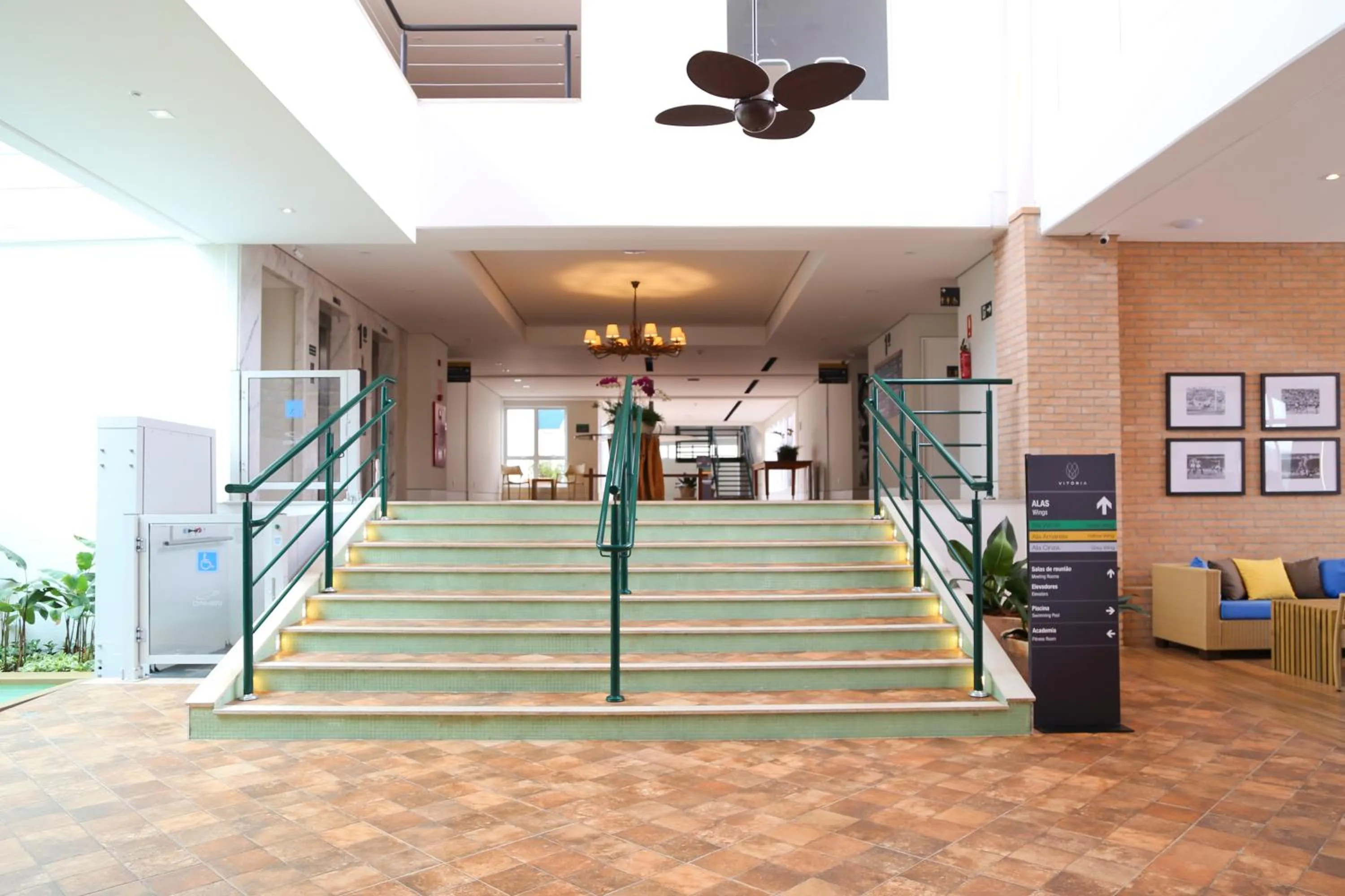 Facade/entrance in Vitória Hotel Express Dom Pedro