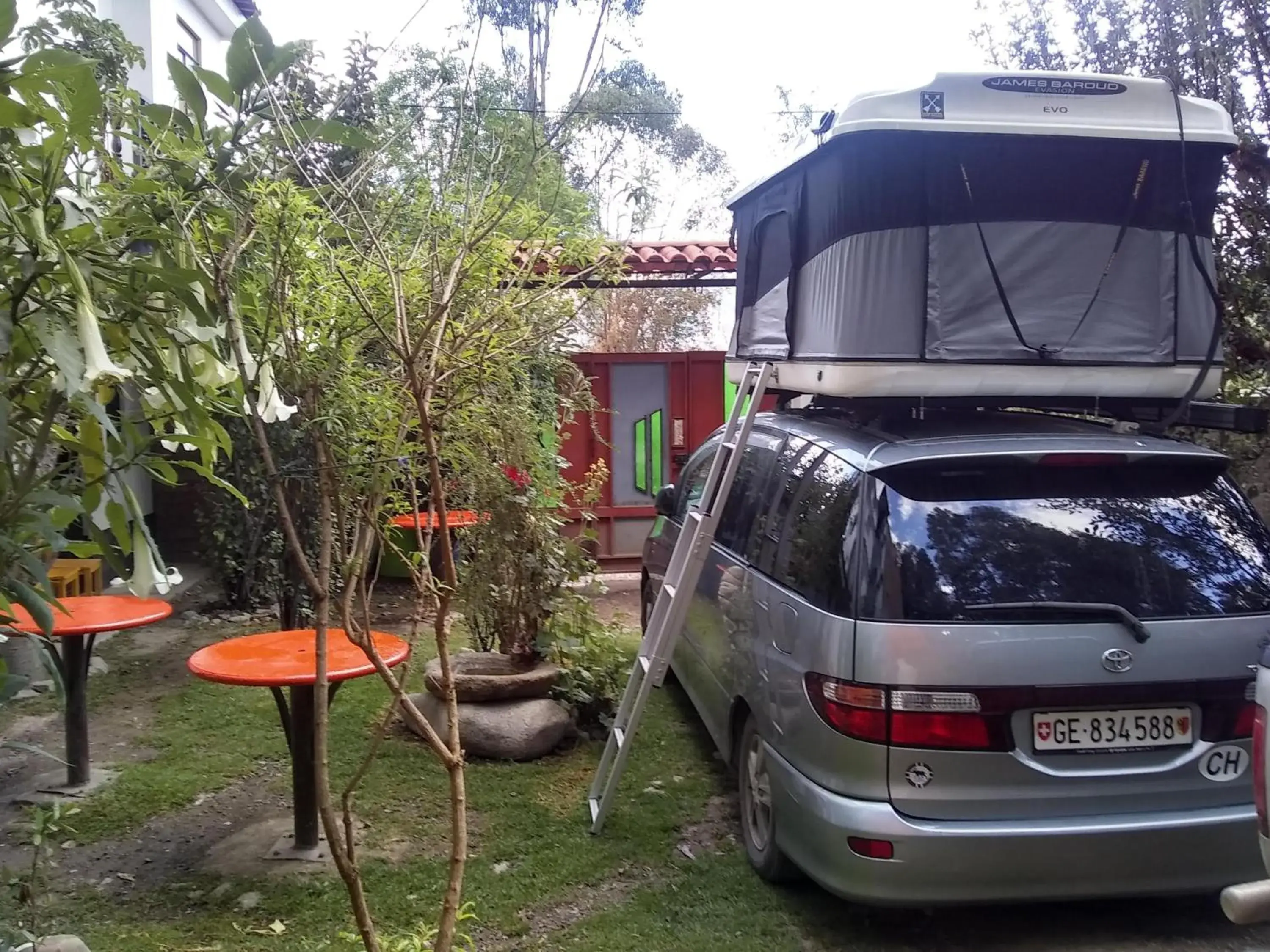 Quadruple Room with Private Bathroom in Hostal Casa del Montañista Quadruple Room with Private Bathroom in Hostal Casa del Montañista