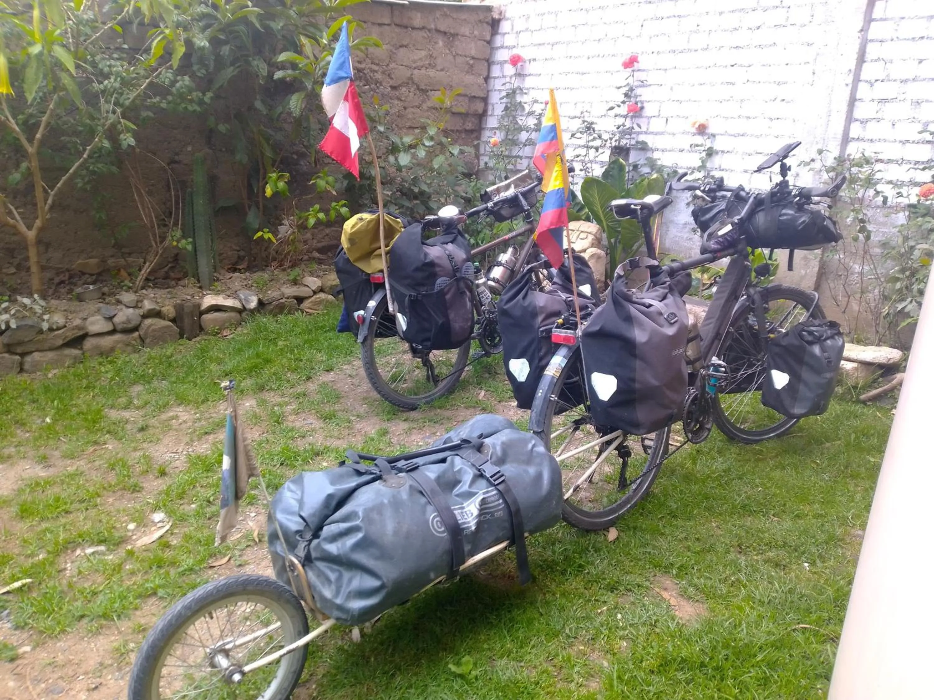 People in Hostal Casa del Montañista
