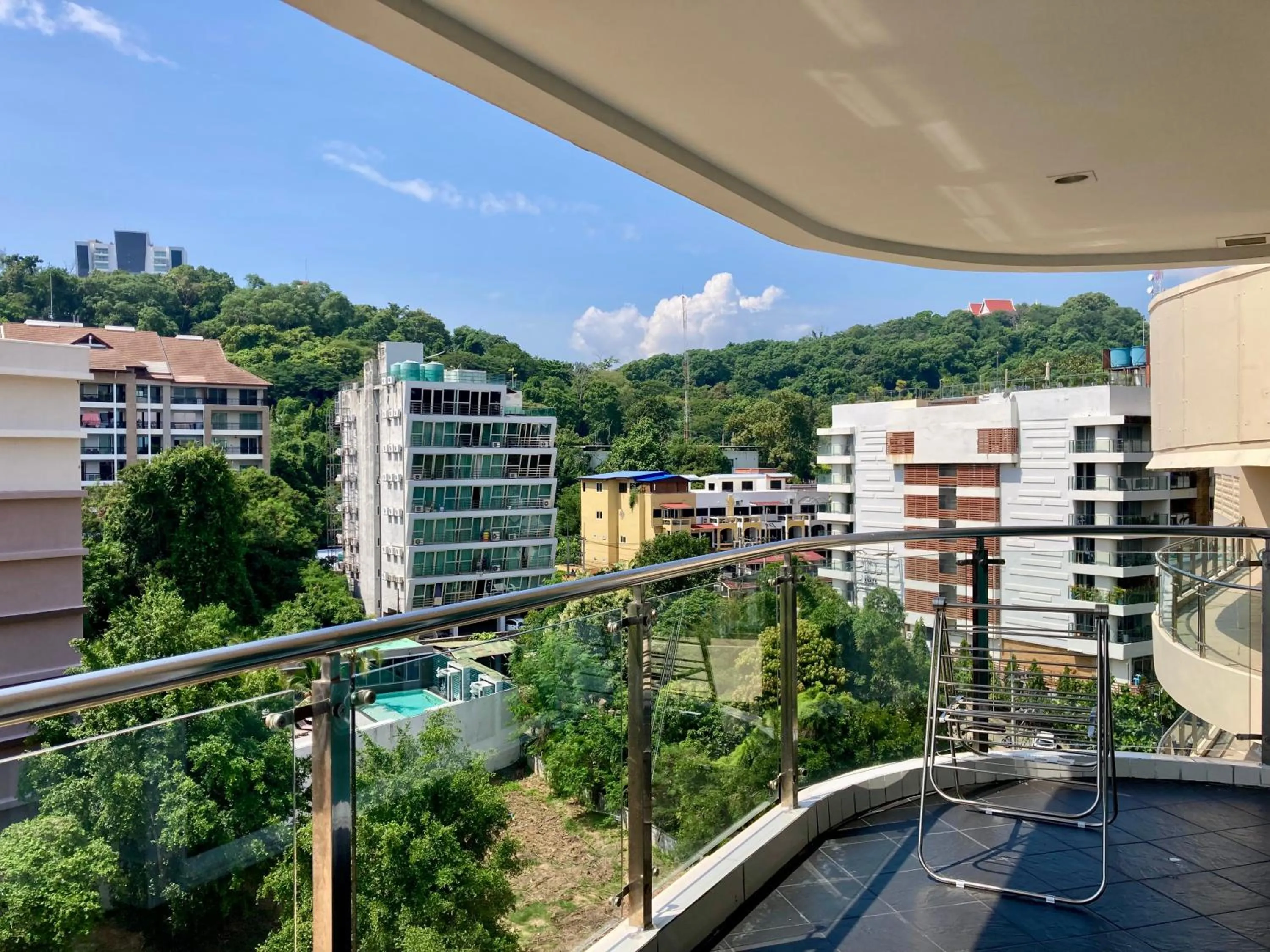Balcony/Terrace in Hyde Park Residence by Pattaya Sunny rentals
