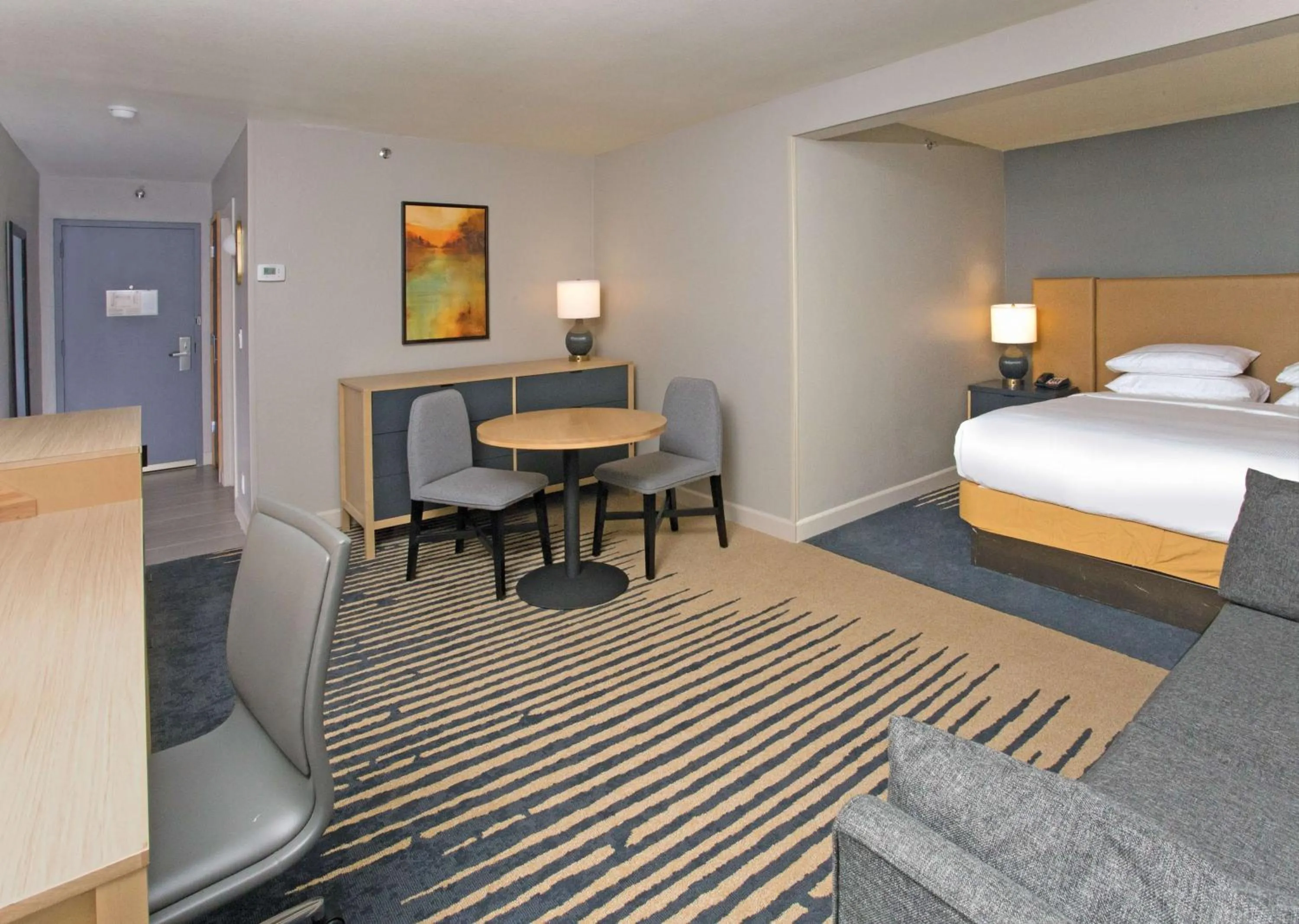 Bedroom, Bed in Doubletree By Hilton Chico, Ca