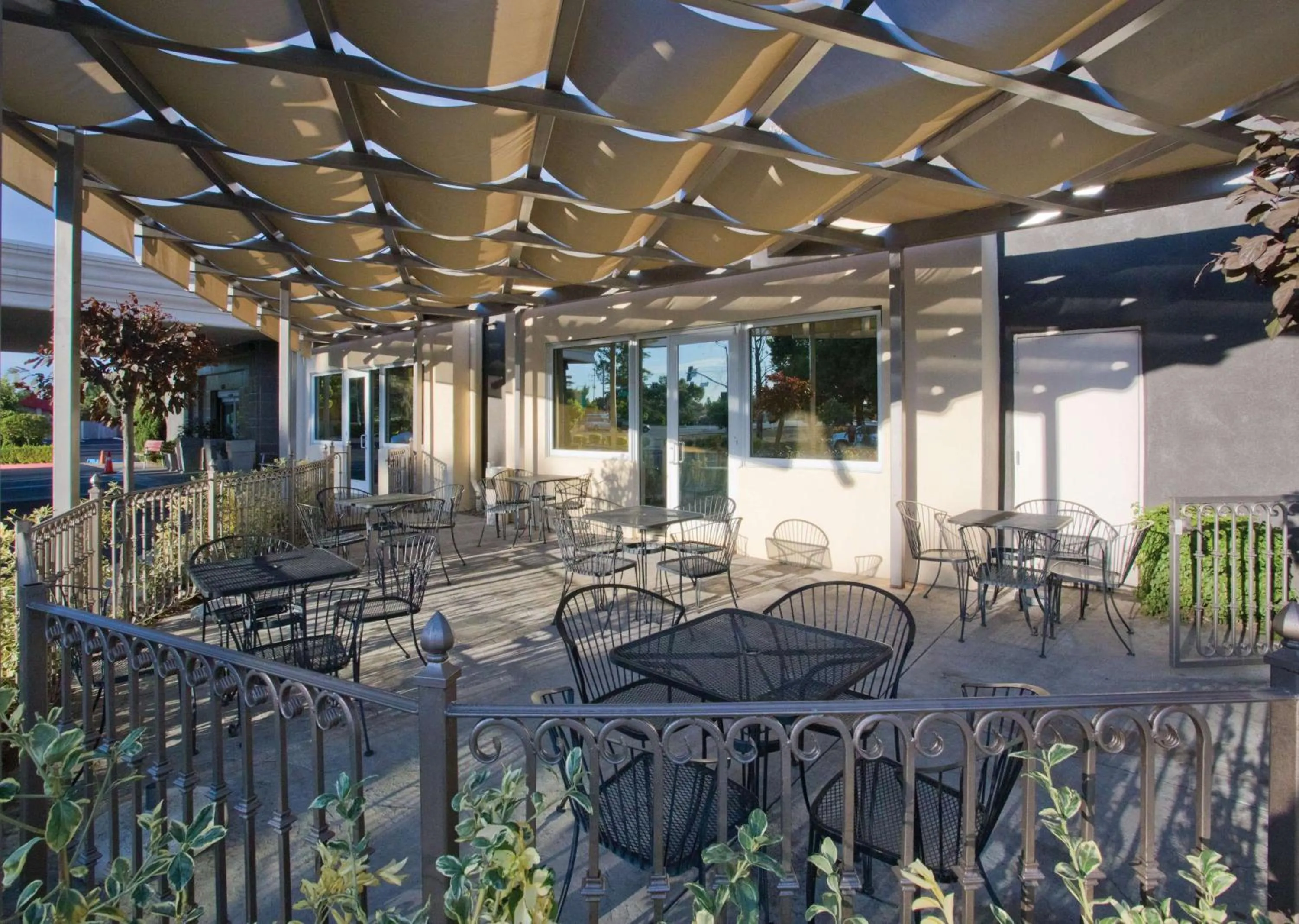 Restaurant/places to eat in Doubletree By Hilton Chico, Ca