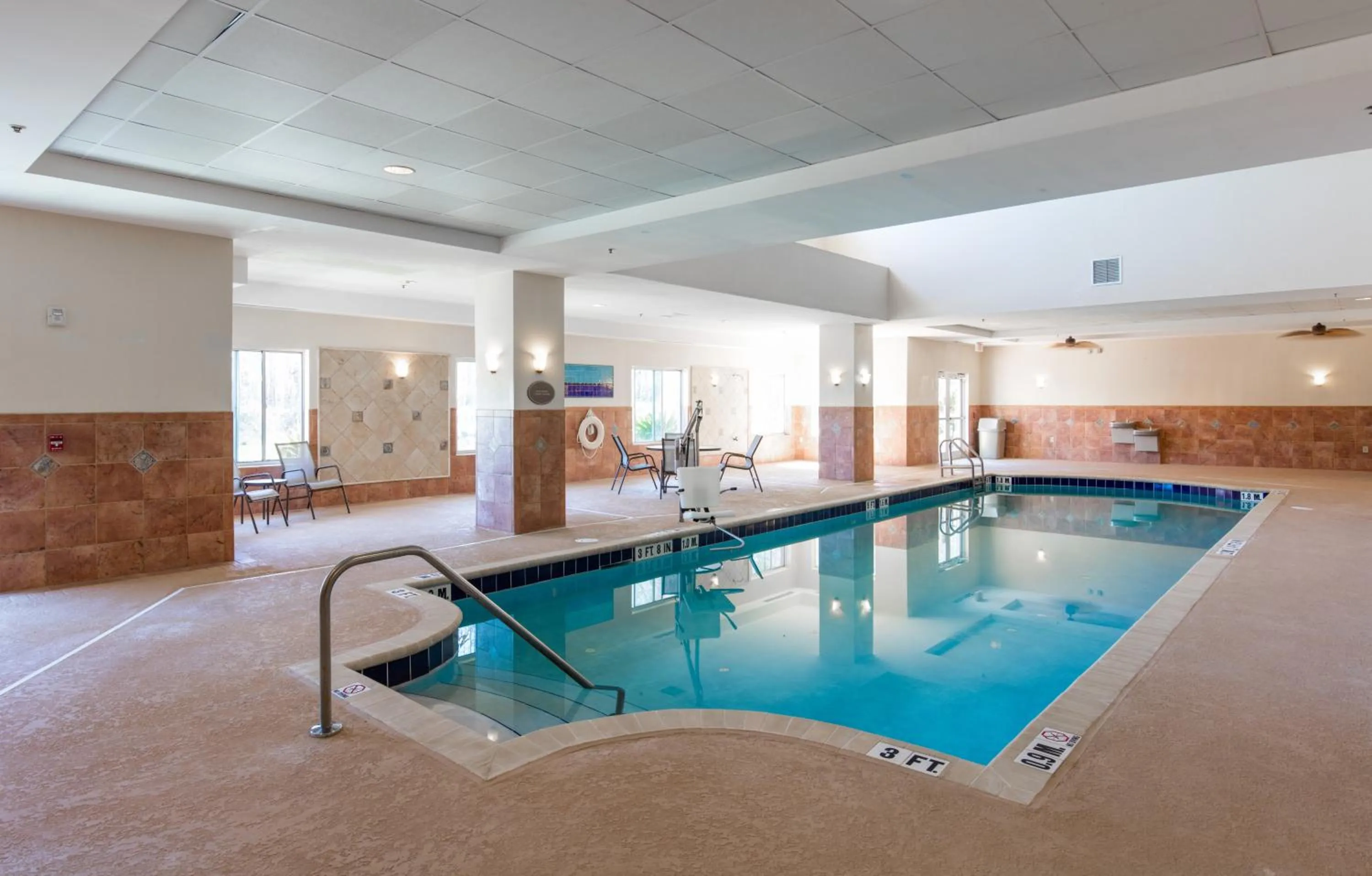 Swimming pool in Holiday Inn & Suites Lake City by IHG