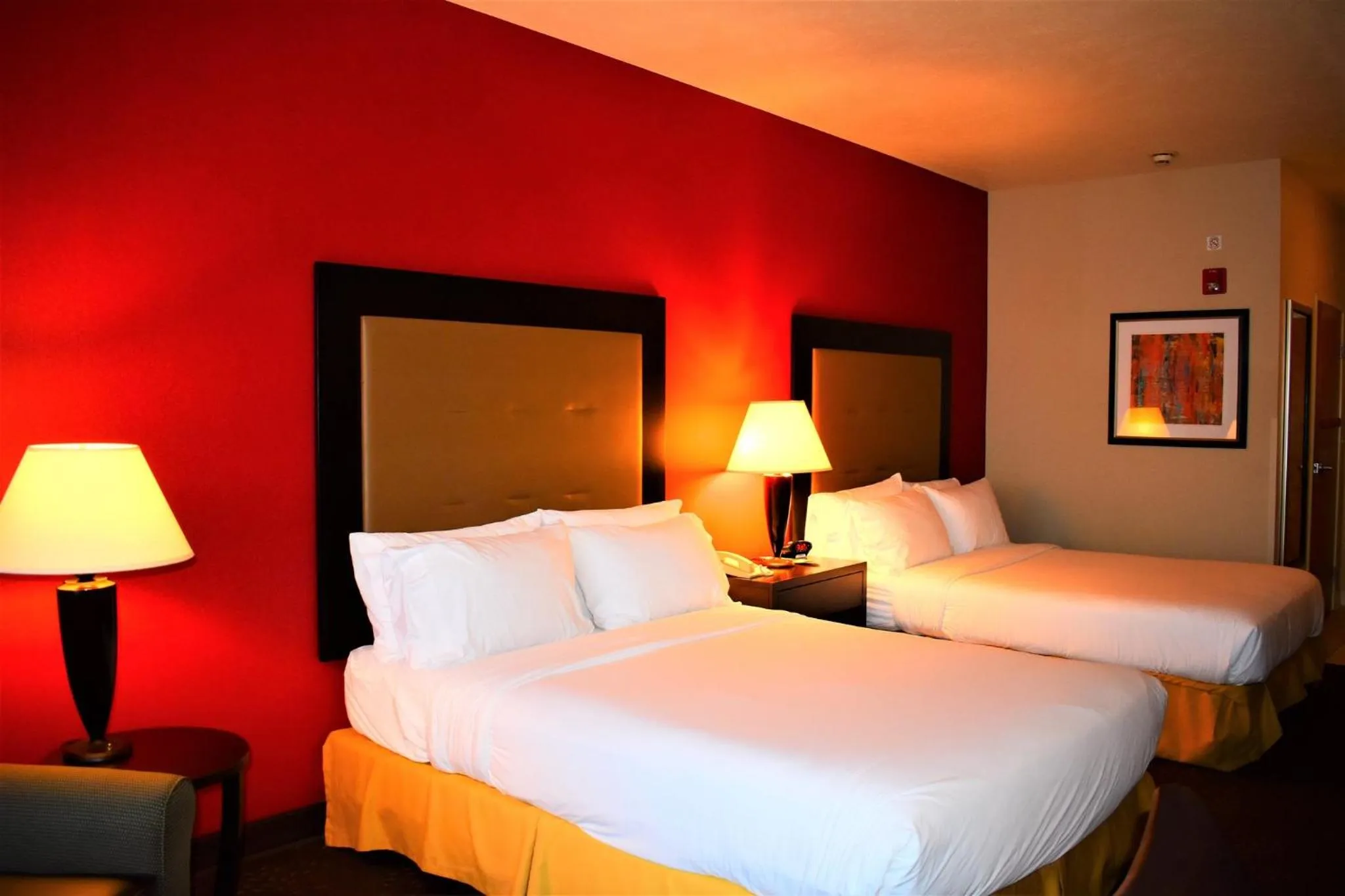 Photo of the whole room, Bed in Holiday Inn Express Lewiston by IHG