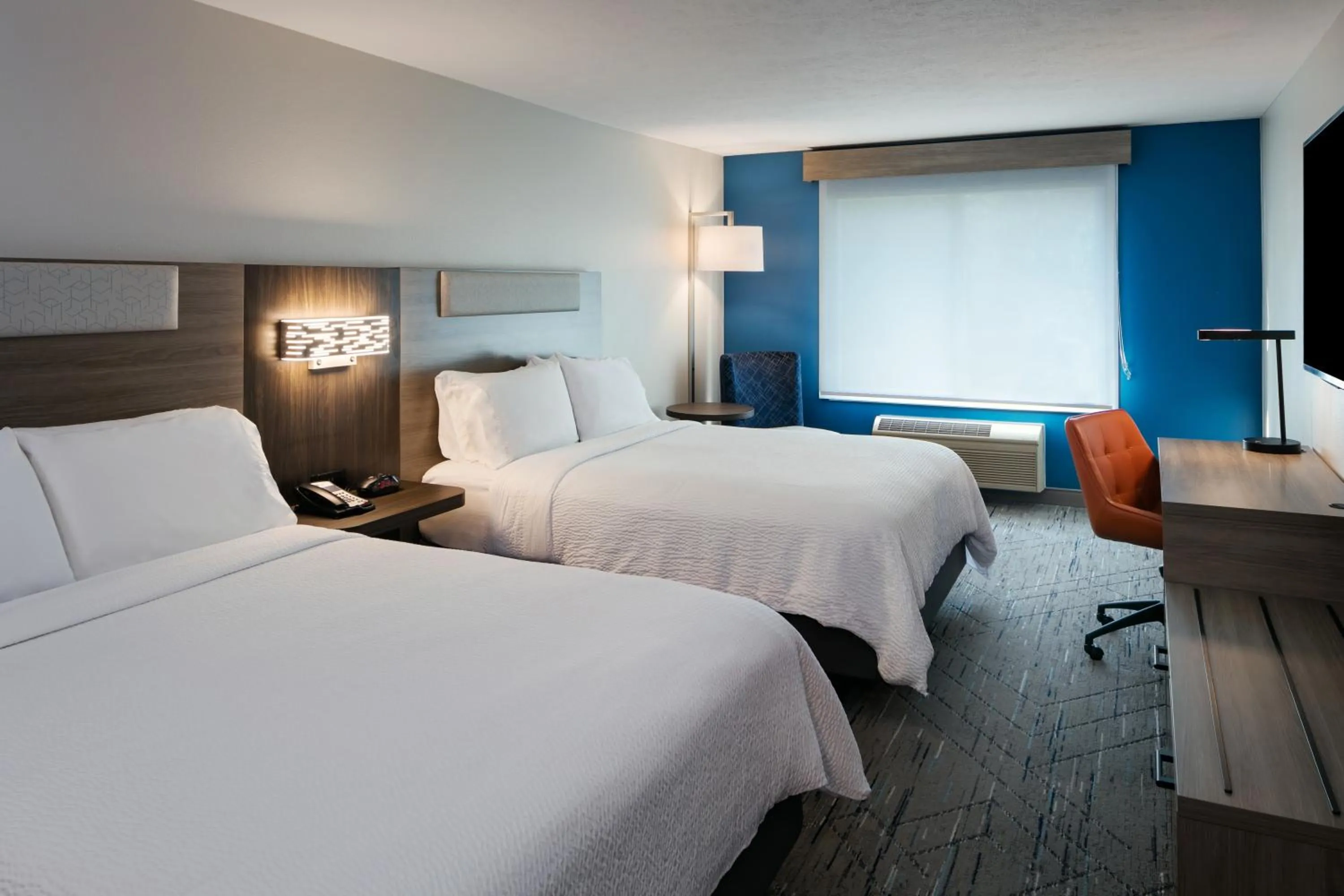 Bedroom, Bed in Holiday Inn Express Lewiston by IHG