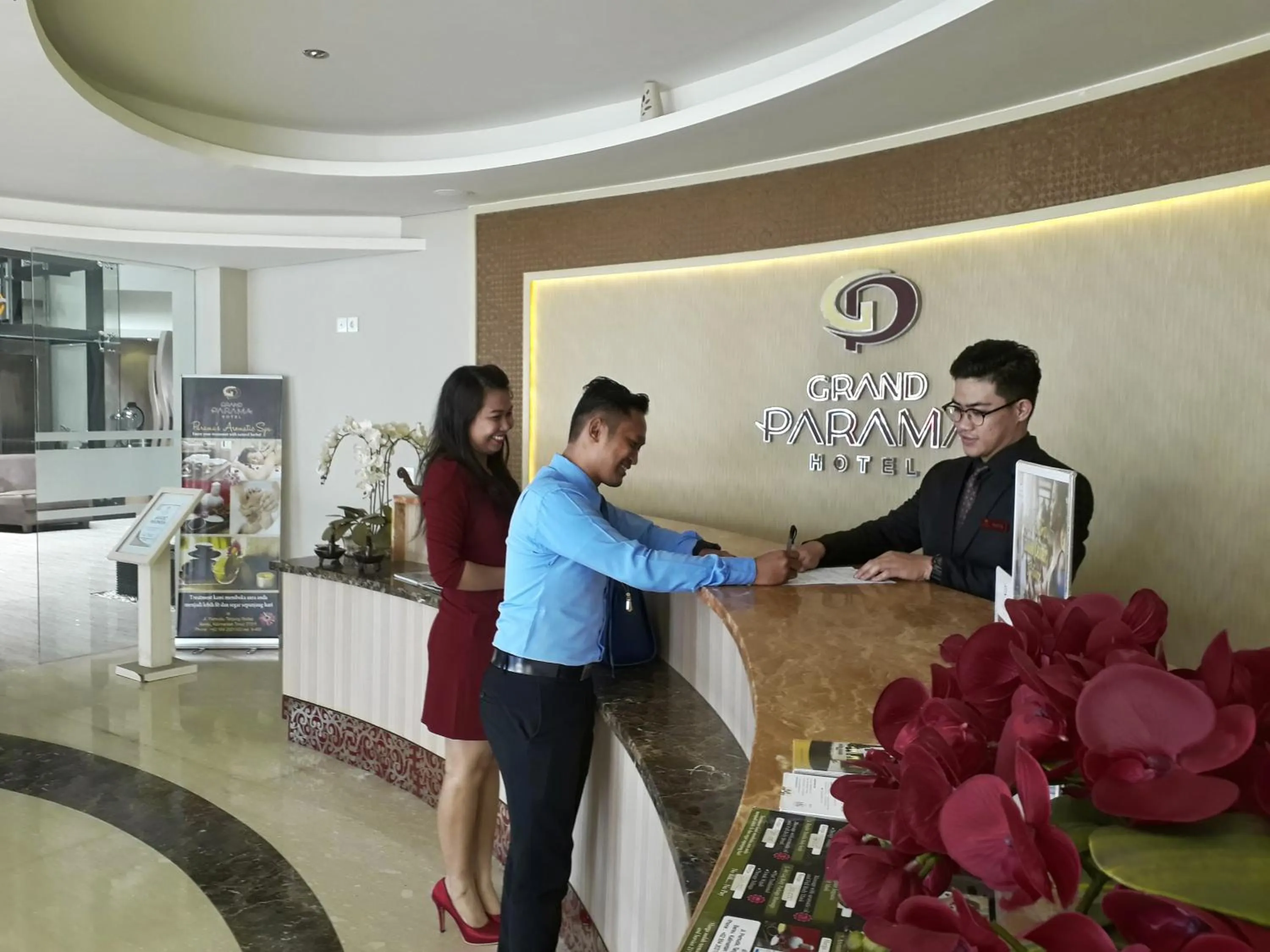 Lobby or reception in Grand Parama Hotel