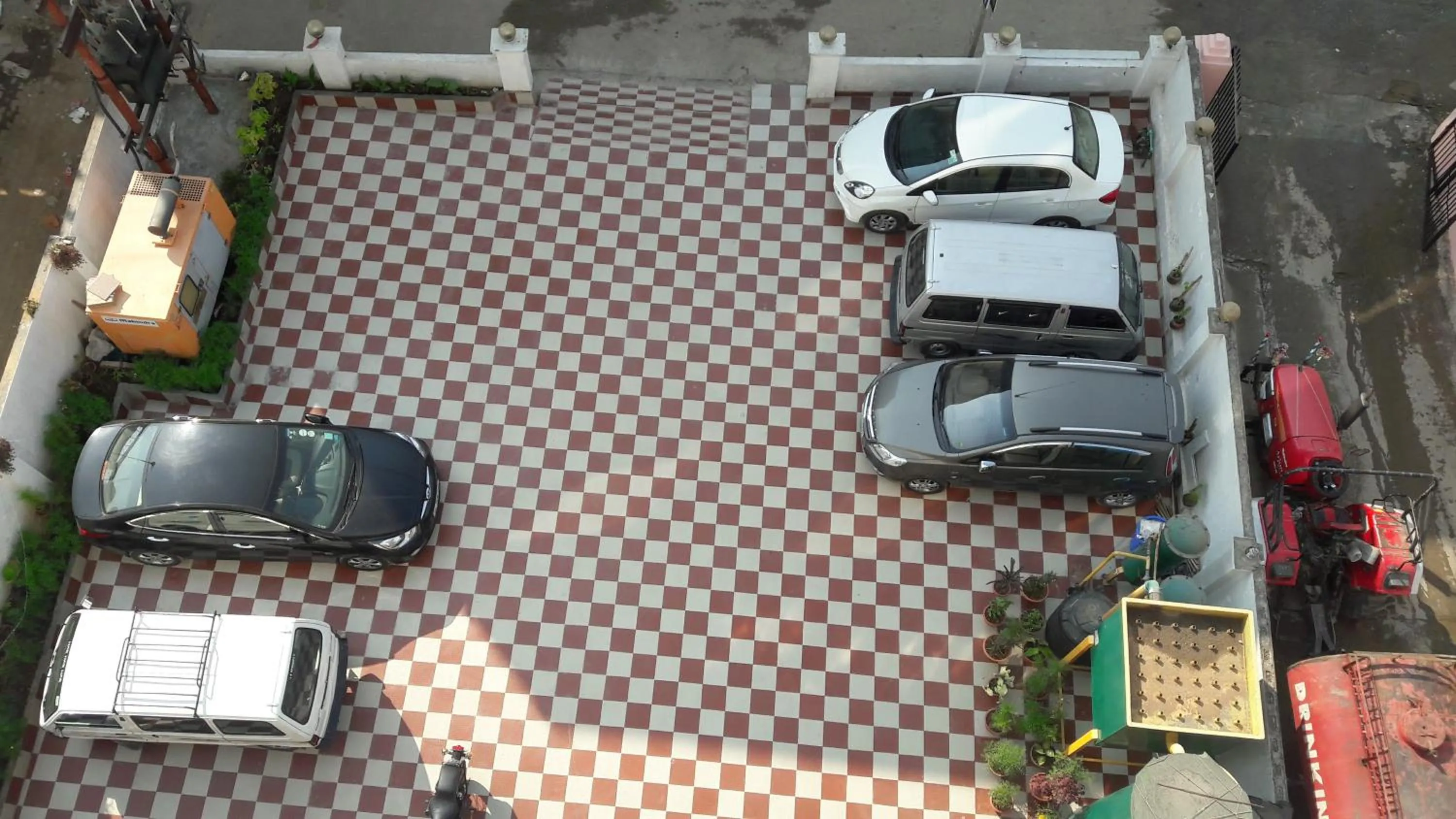 Bird's eye view in Hotel Today, Katra