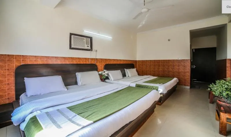 Bed in Hotel Today, Katra