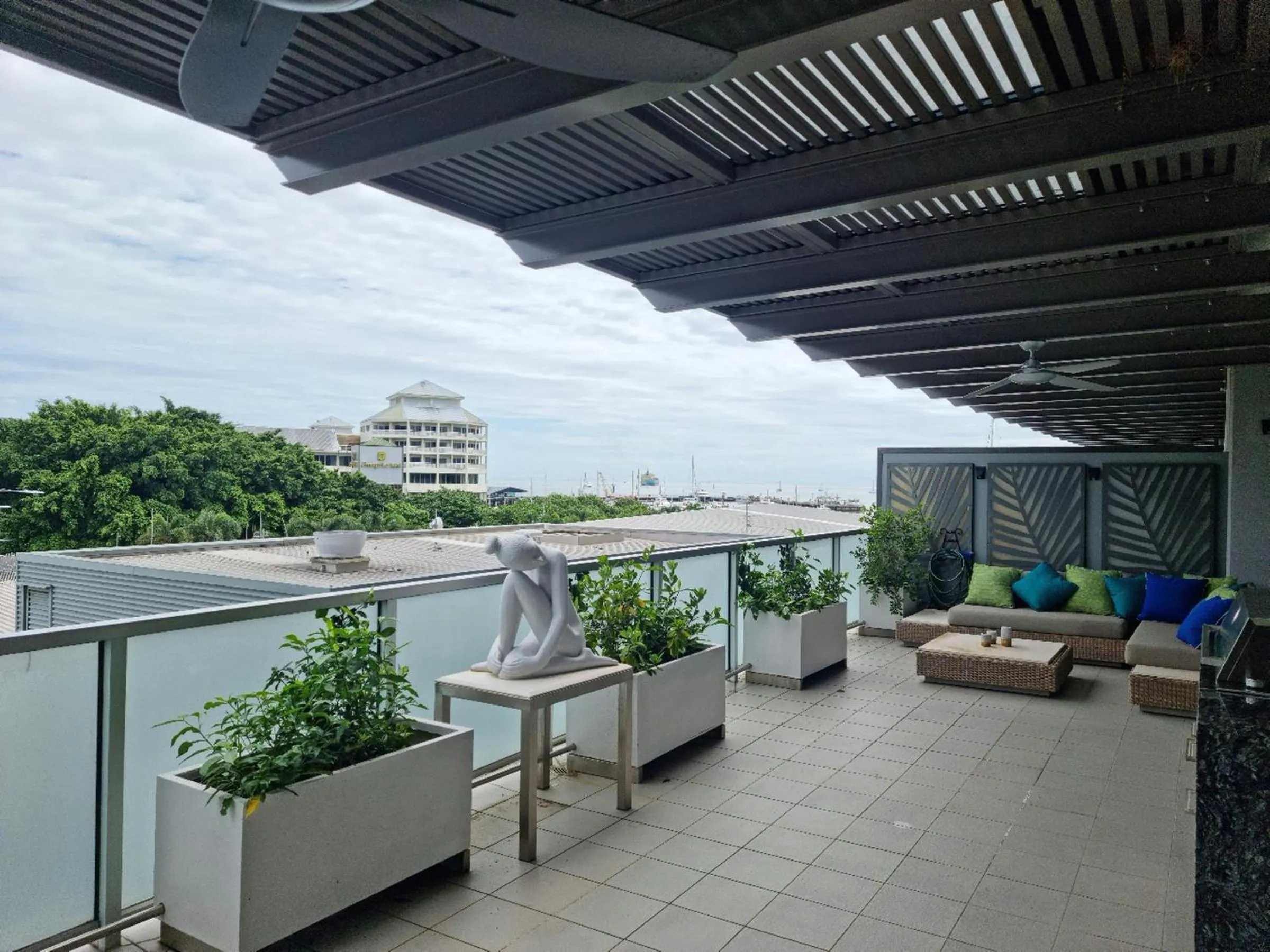 Balcony/Terrace in Cairns Private Apartments