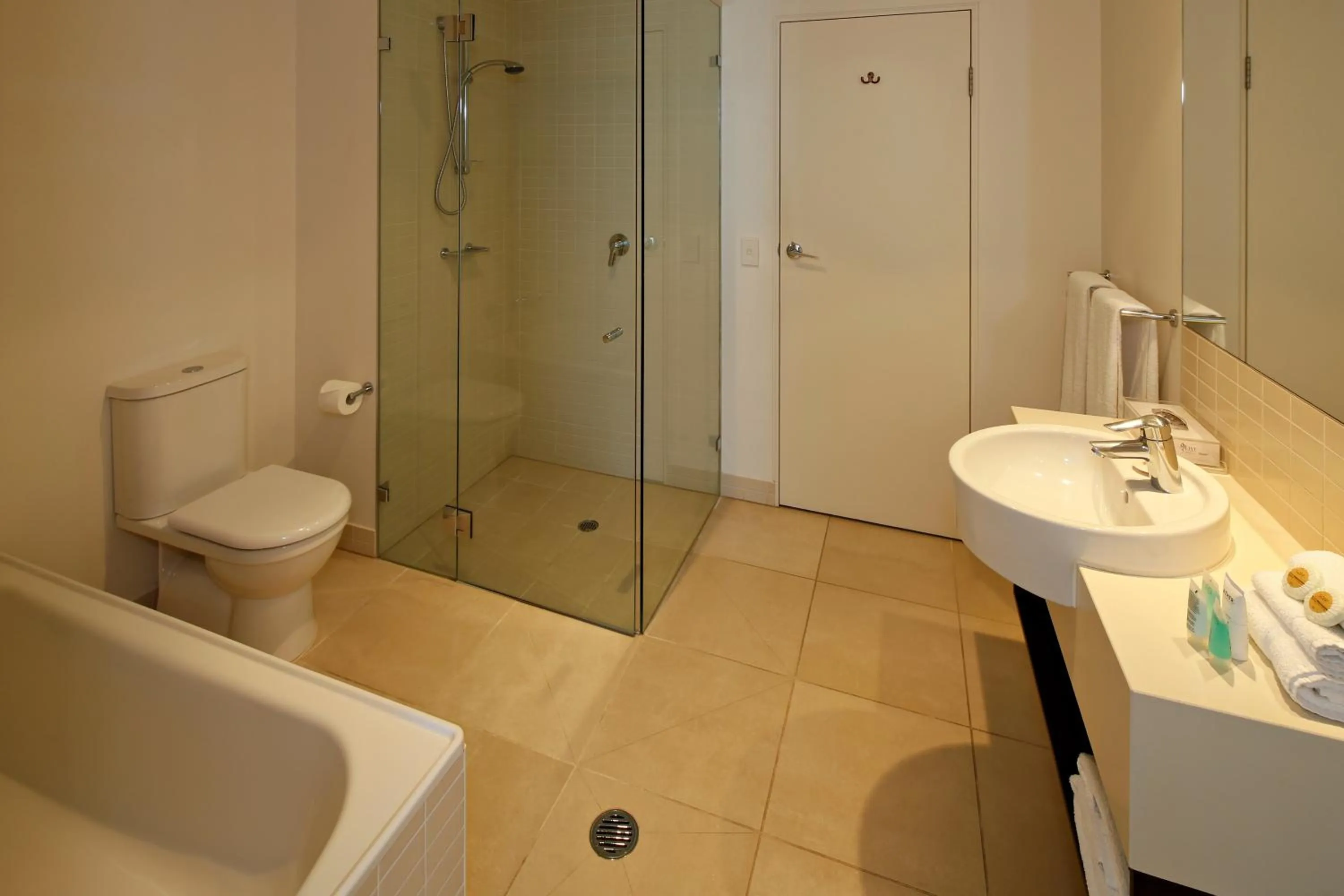 Bathroom in Cairns Private Apartments