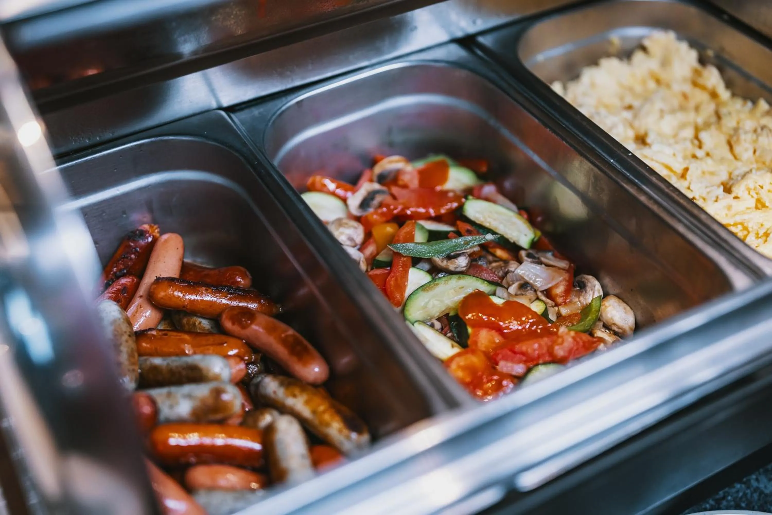 Buffet breakfast in Hotel Flachauerhof