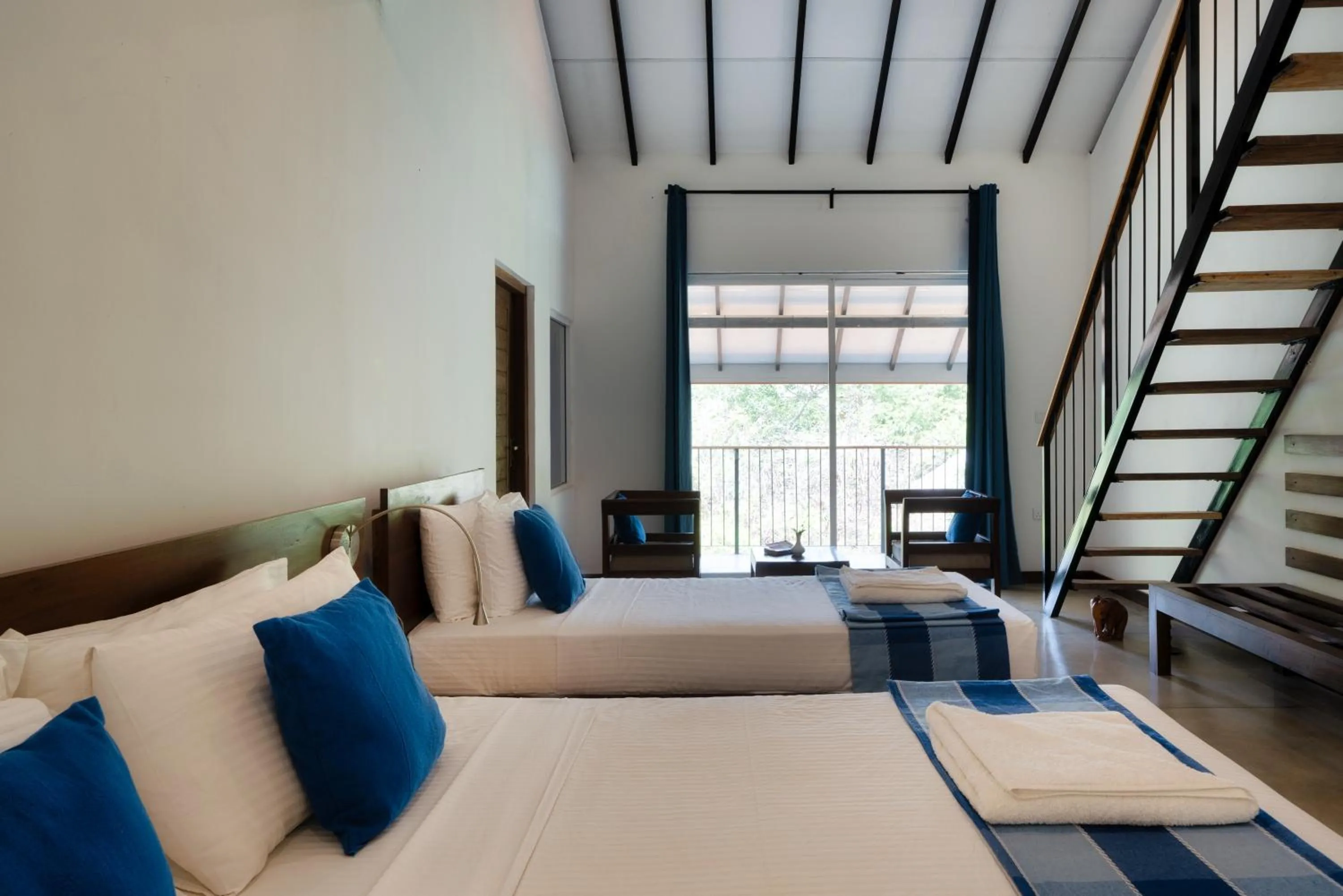 Bed in Lario Resort Sigiriya
