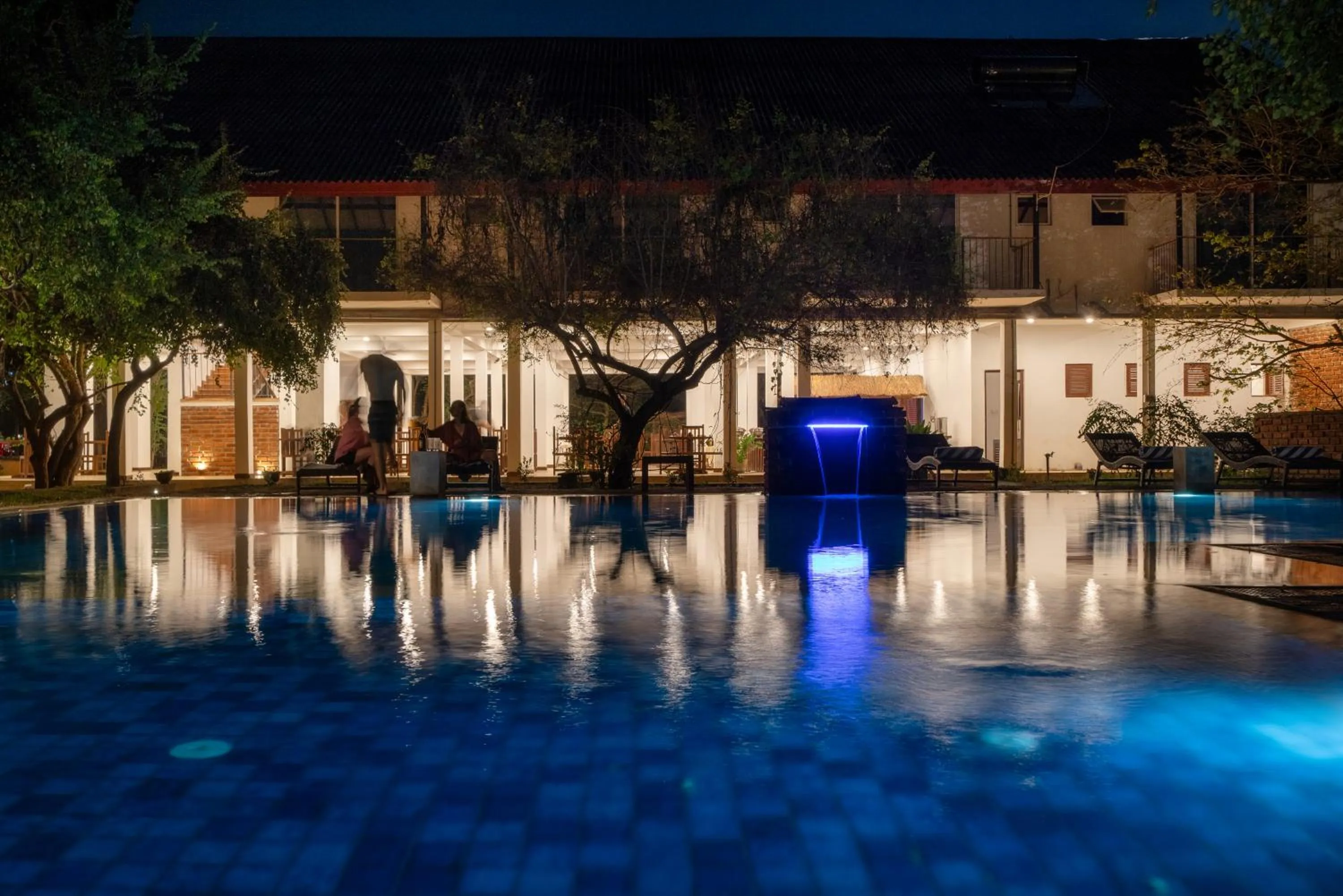 Swimming pool in Lario Resort Sigiriya