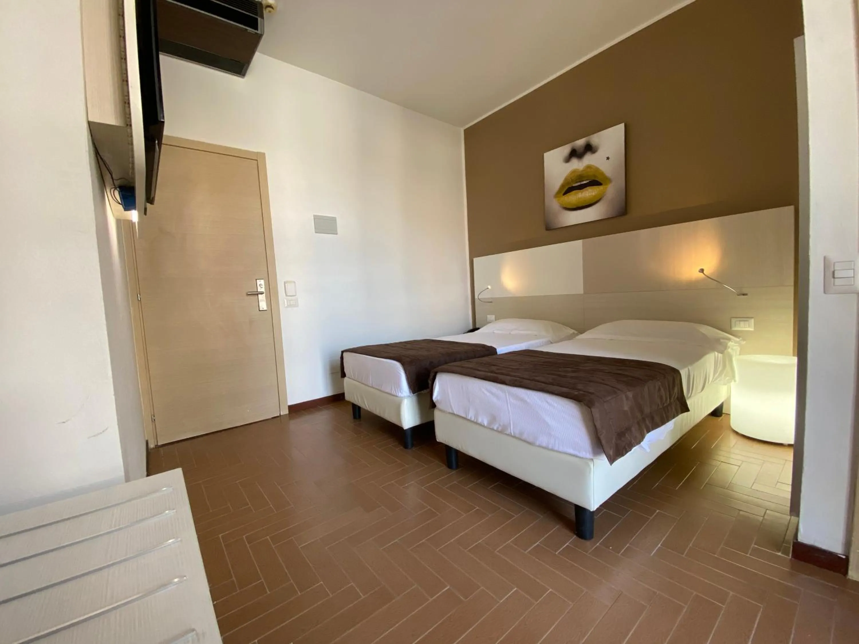 Bed in Hotel Ristorante Novara Expo