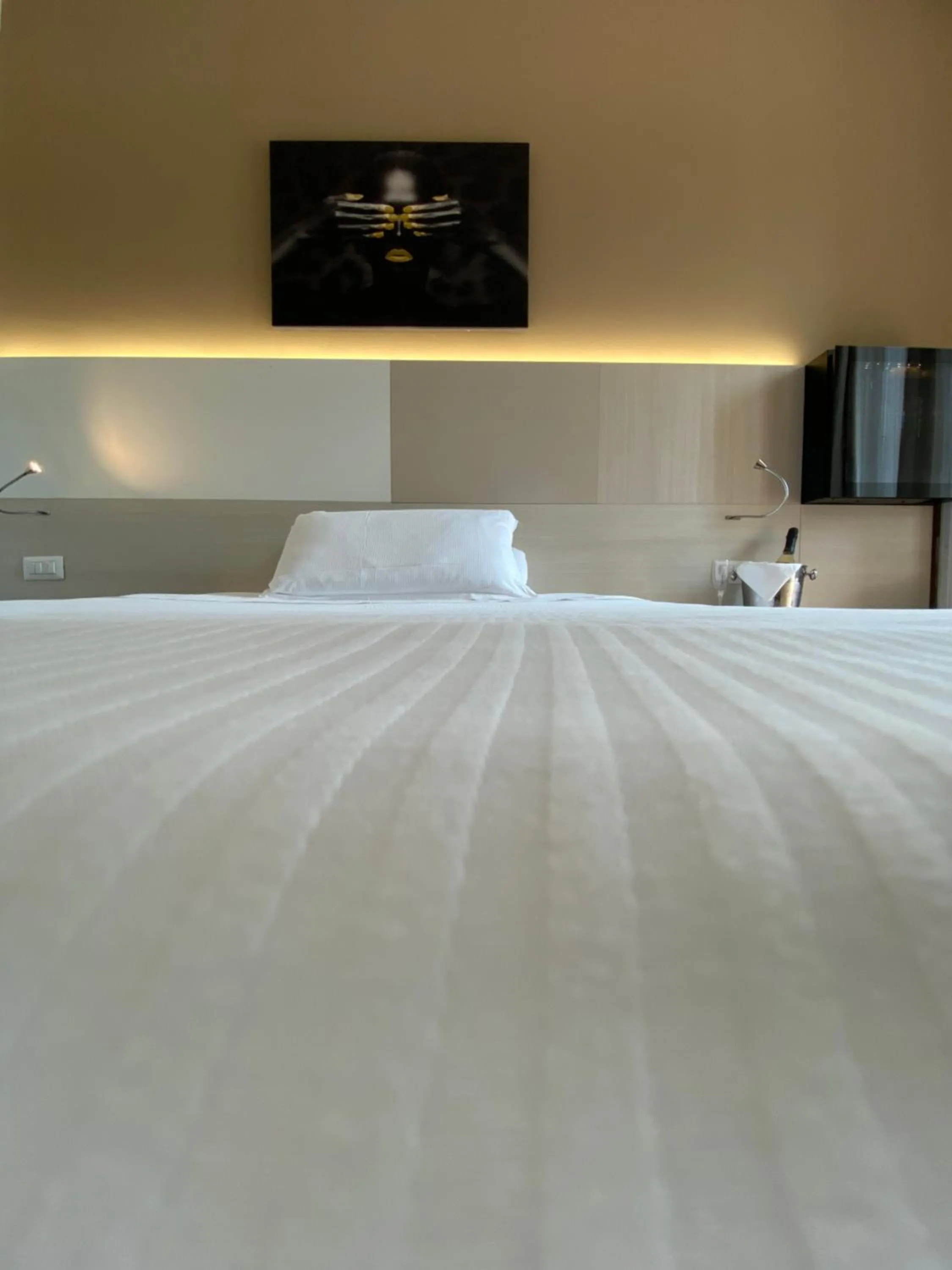 Bed in Hotel Ristorante Novara Expo