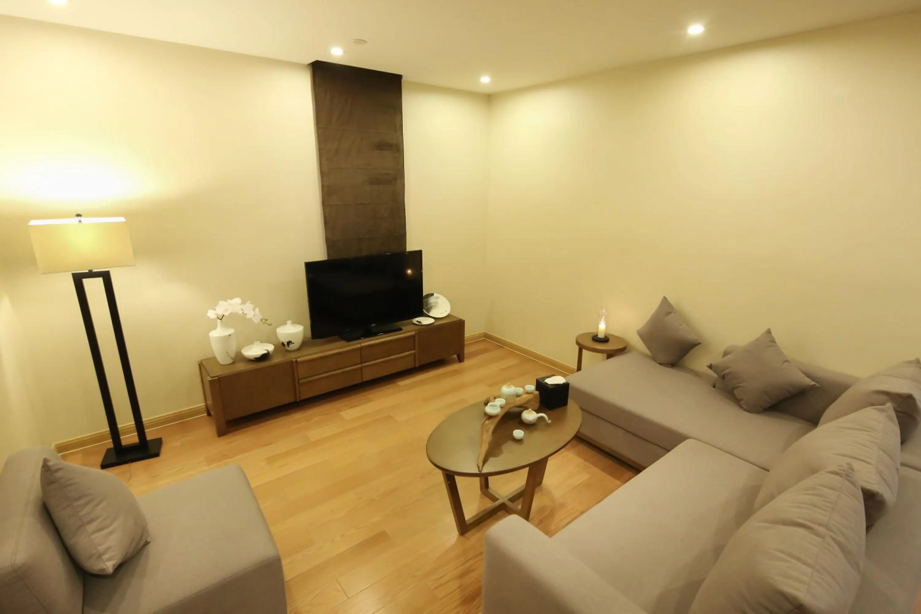 Living room in Green Court Residence Jinqiao Diamond Shanghai