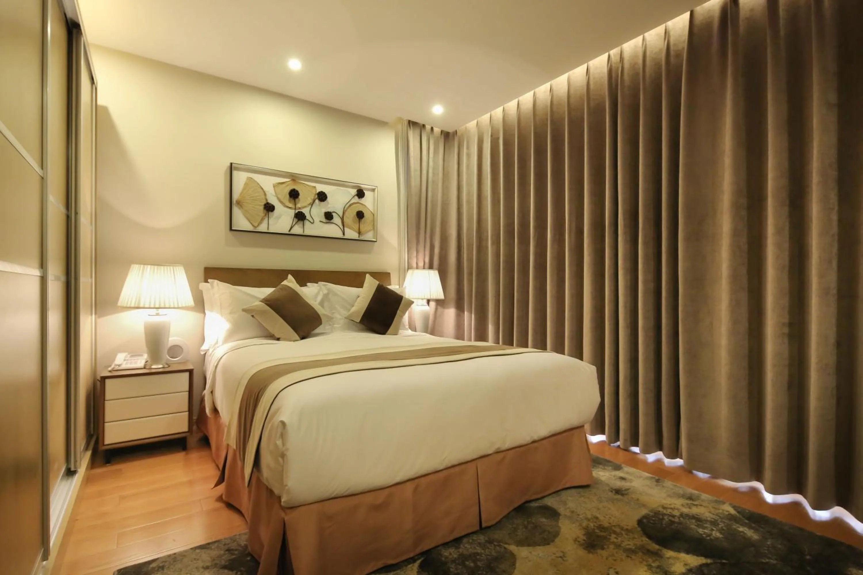 Bedroom, Bed in Green Court Residence Jinqiao Diamond Shanghai