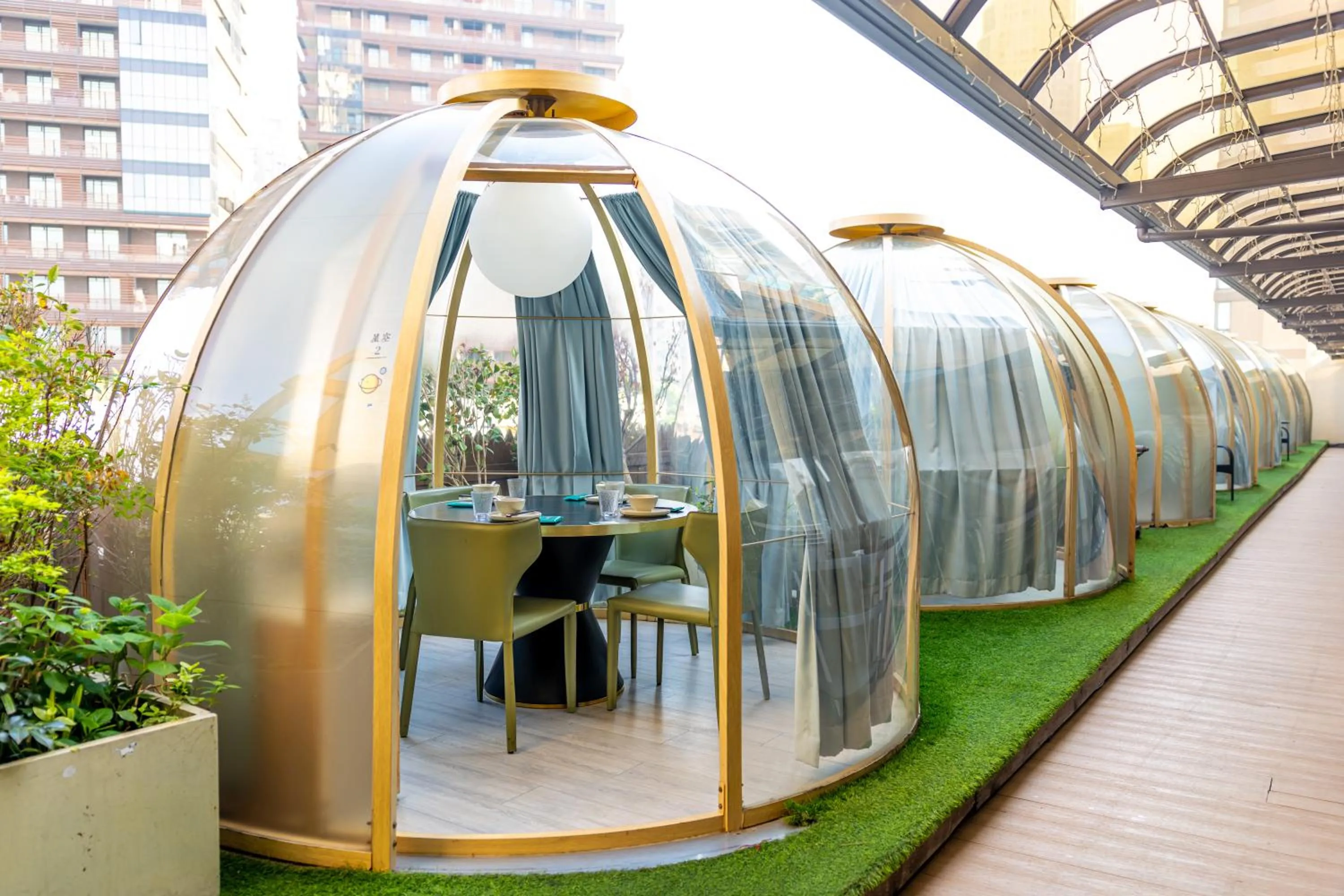 Restaurant/places to eat in Green Court Residence Jinqiao Diamond Shanghai