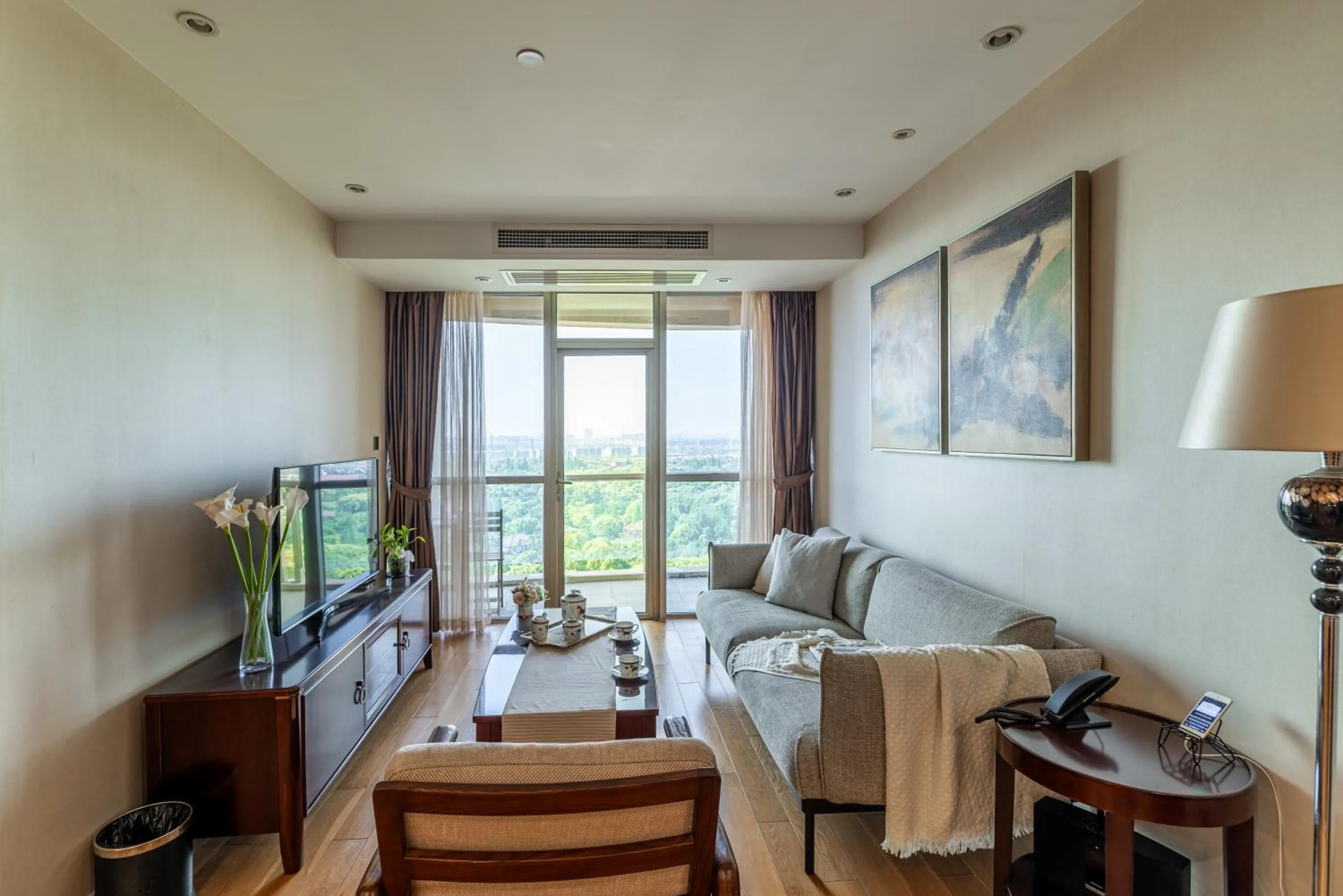 Living room in Green Court Residence Jinqiao Diamond Shanghai