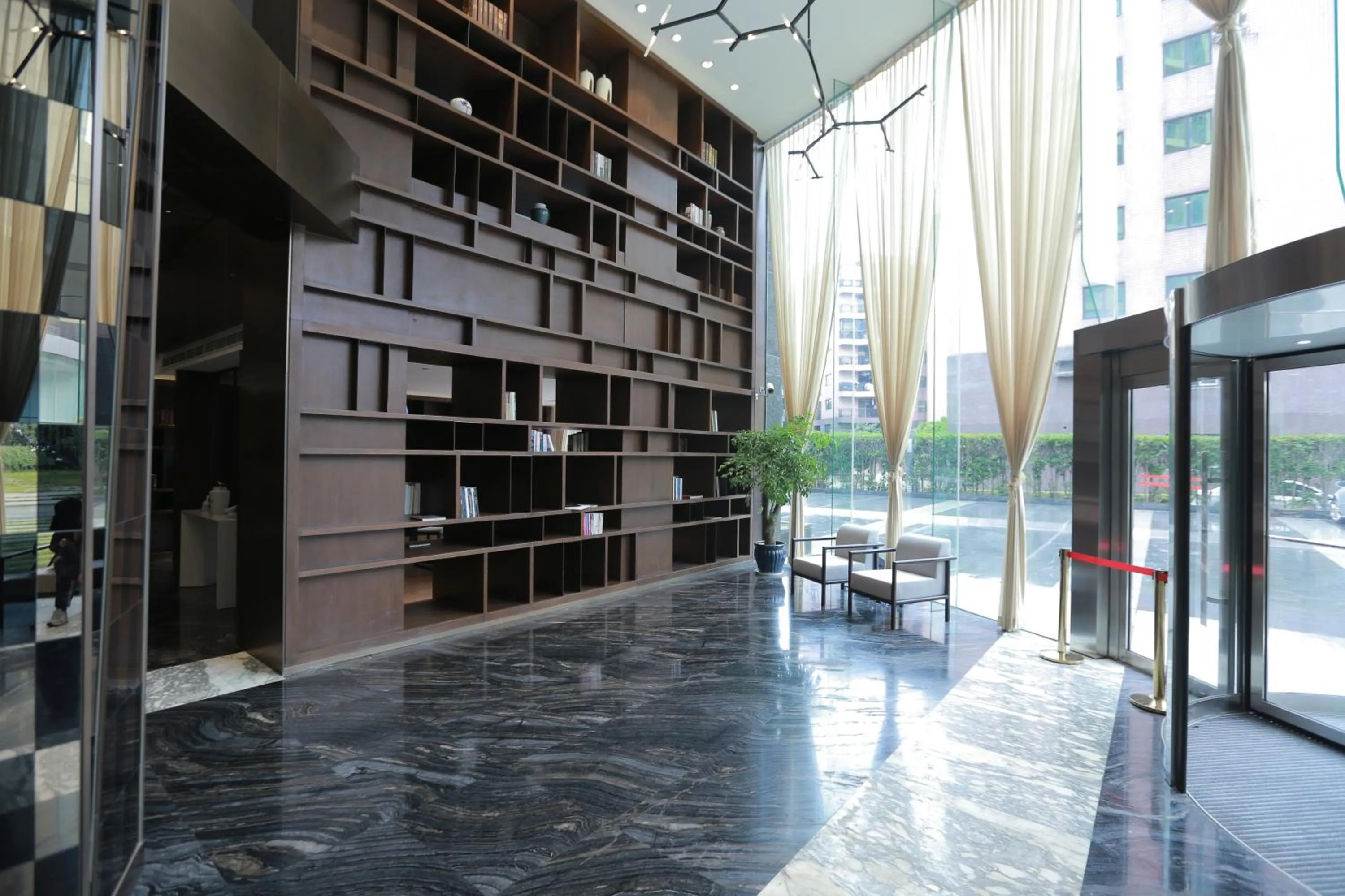 Lobby or reception in Green Court Residence Jinqiao Diamond Shanghai