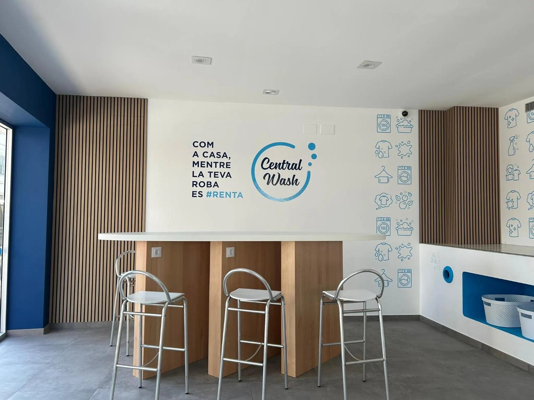 laundry in Hotel L'Escala Centre