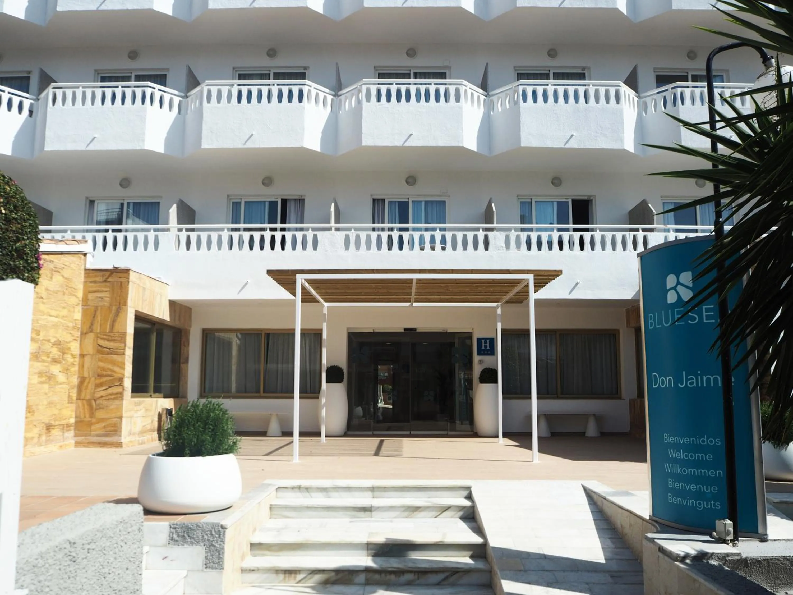Facade/entrance in BLUESEA Don Jaime
