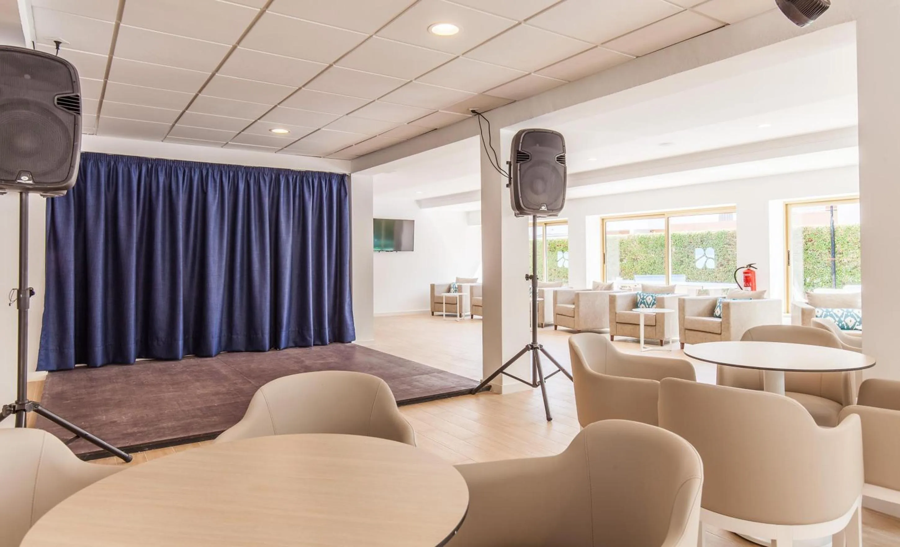 Lounge or bar in BLUESEA Don Jaime