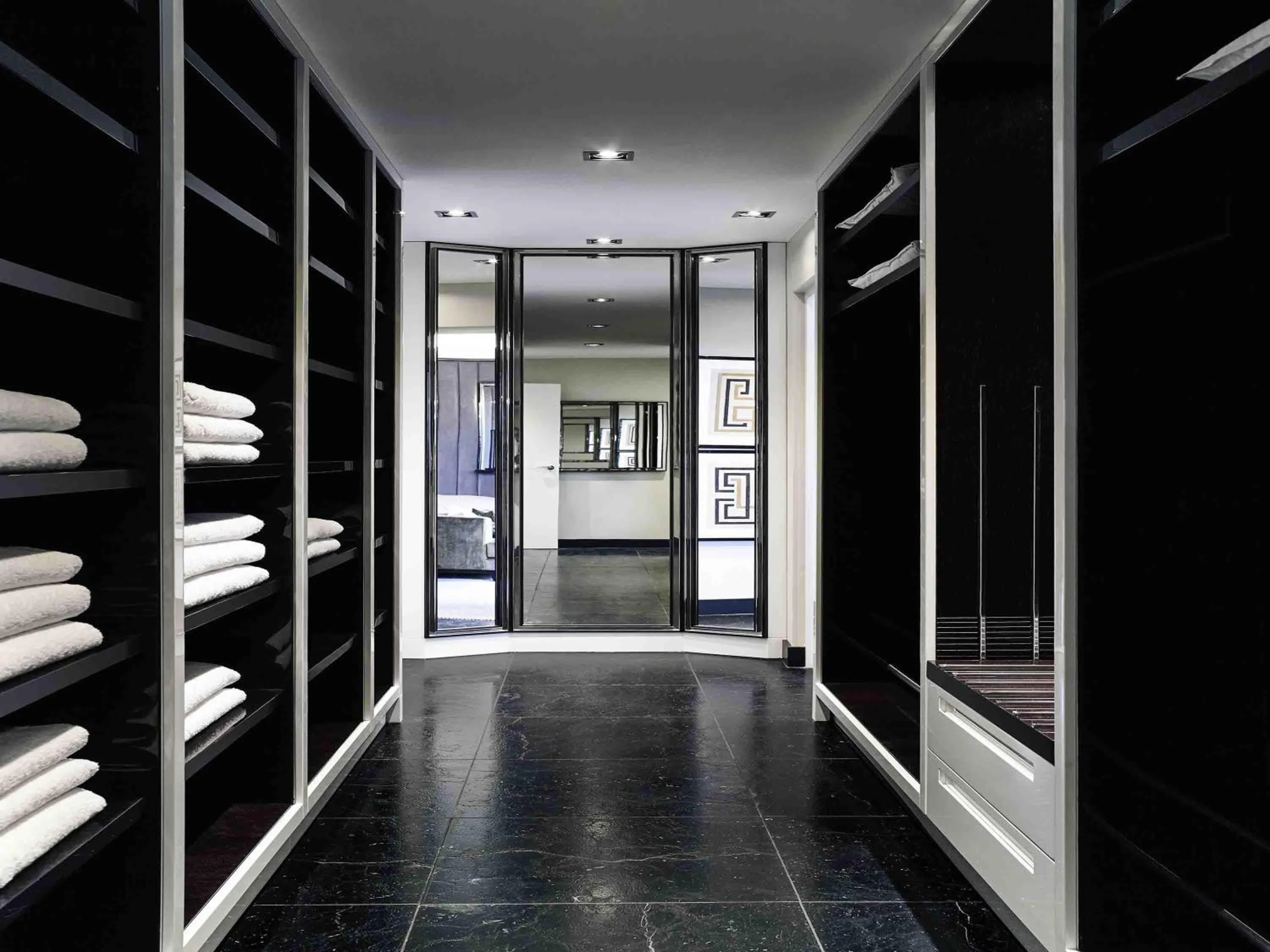 Bedroom in Sofitel Frankfurt Opera