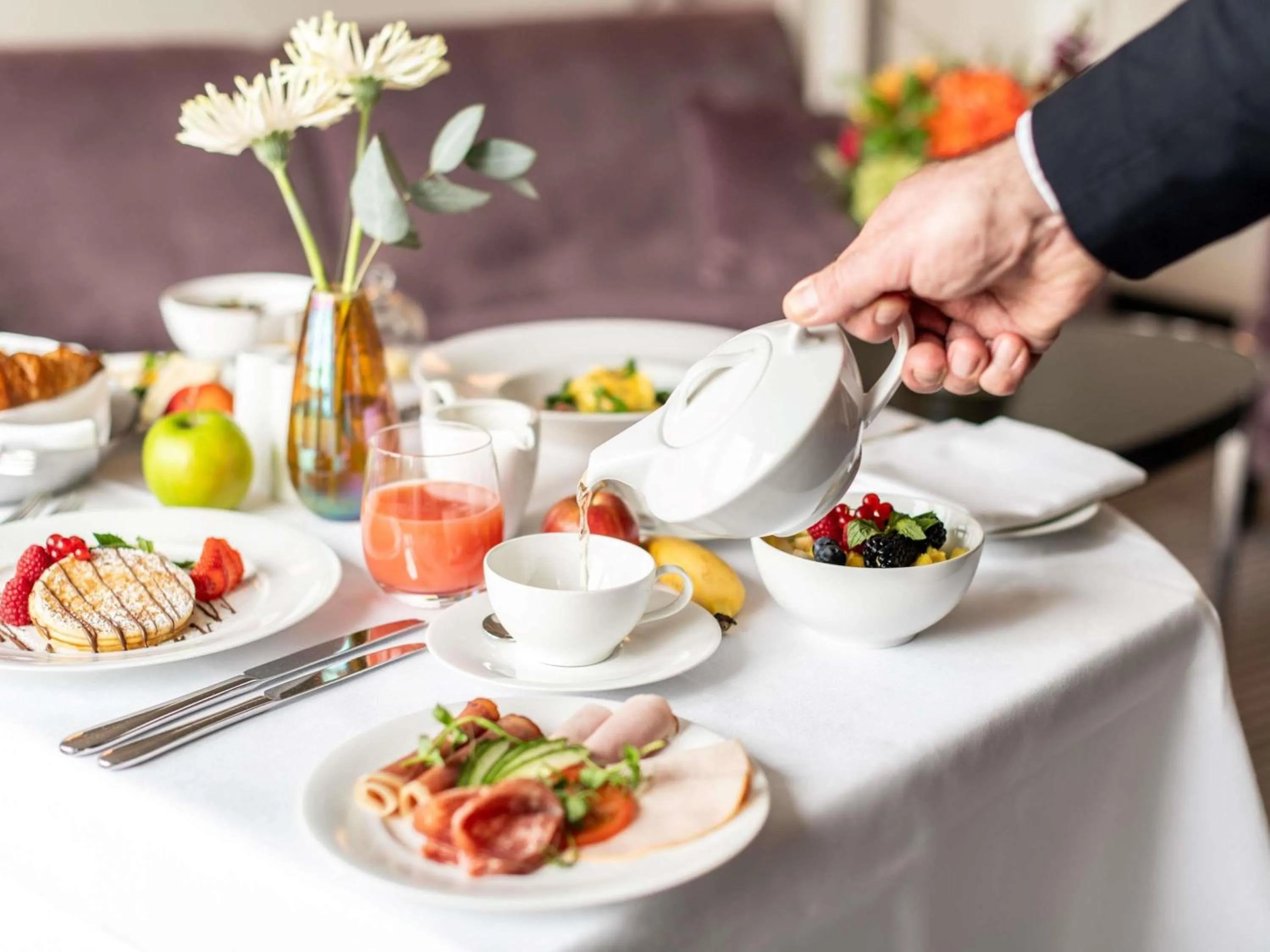 Bedroom in Sofitel Frankfurt Opera