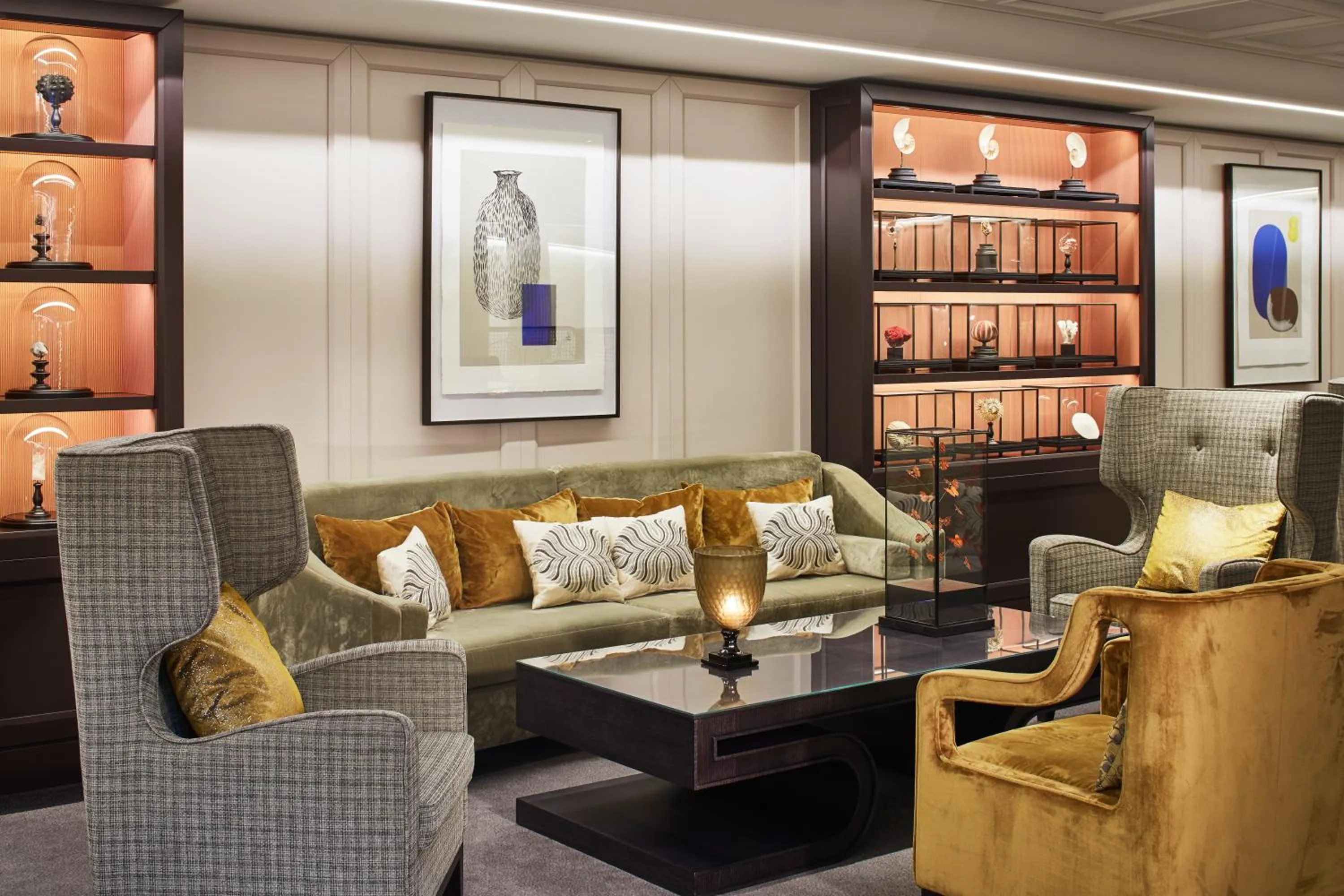 Lobby or reception in Sofitel Frankfurt Opera