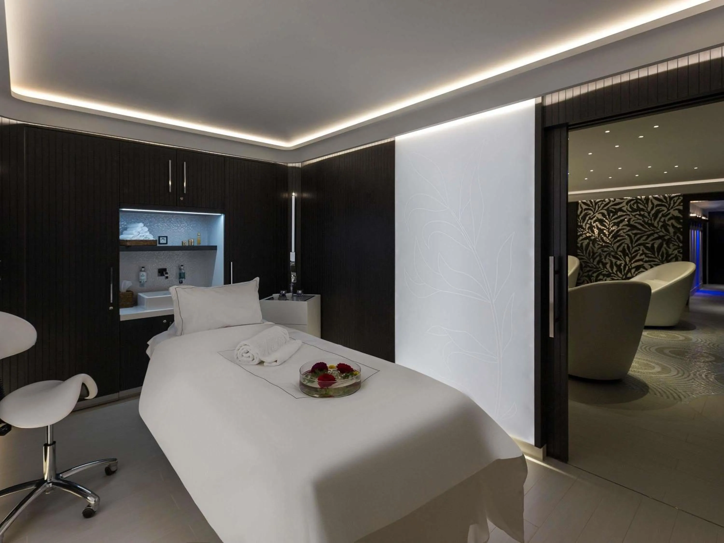 Spa and wellness centre/facilities in Sofitel Frankfurt Opera