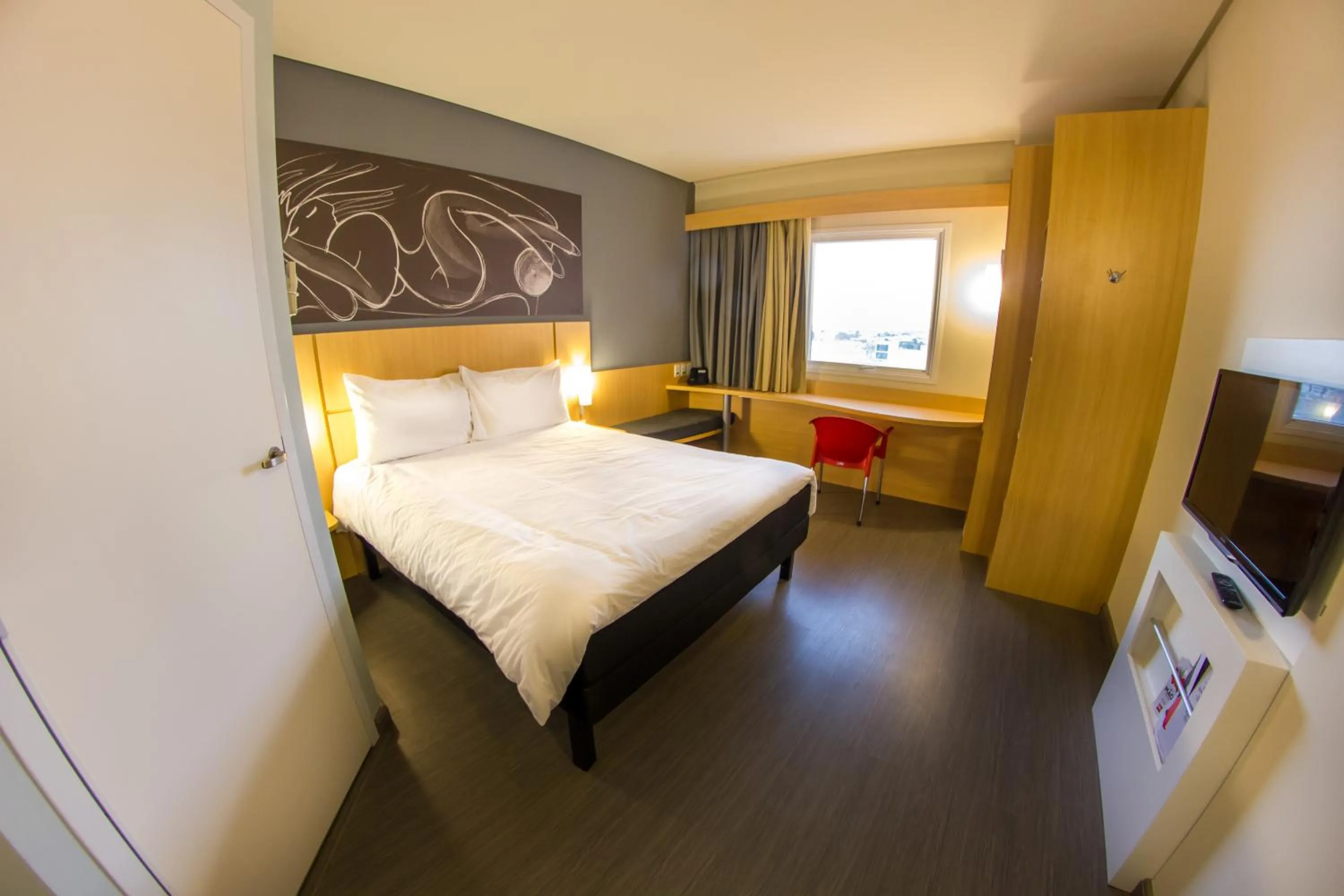 Bedroom, Bed in ibis Imperatriz