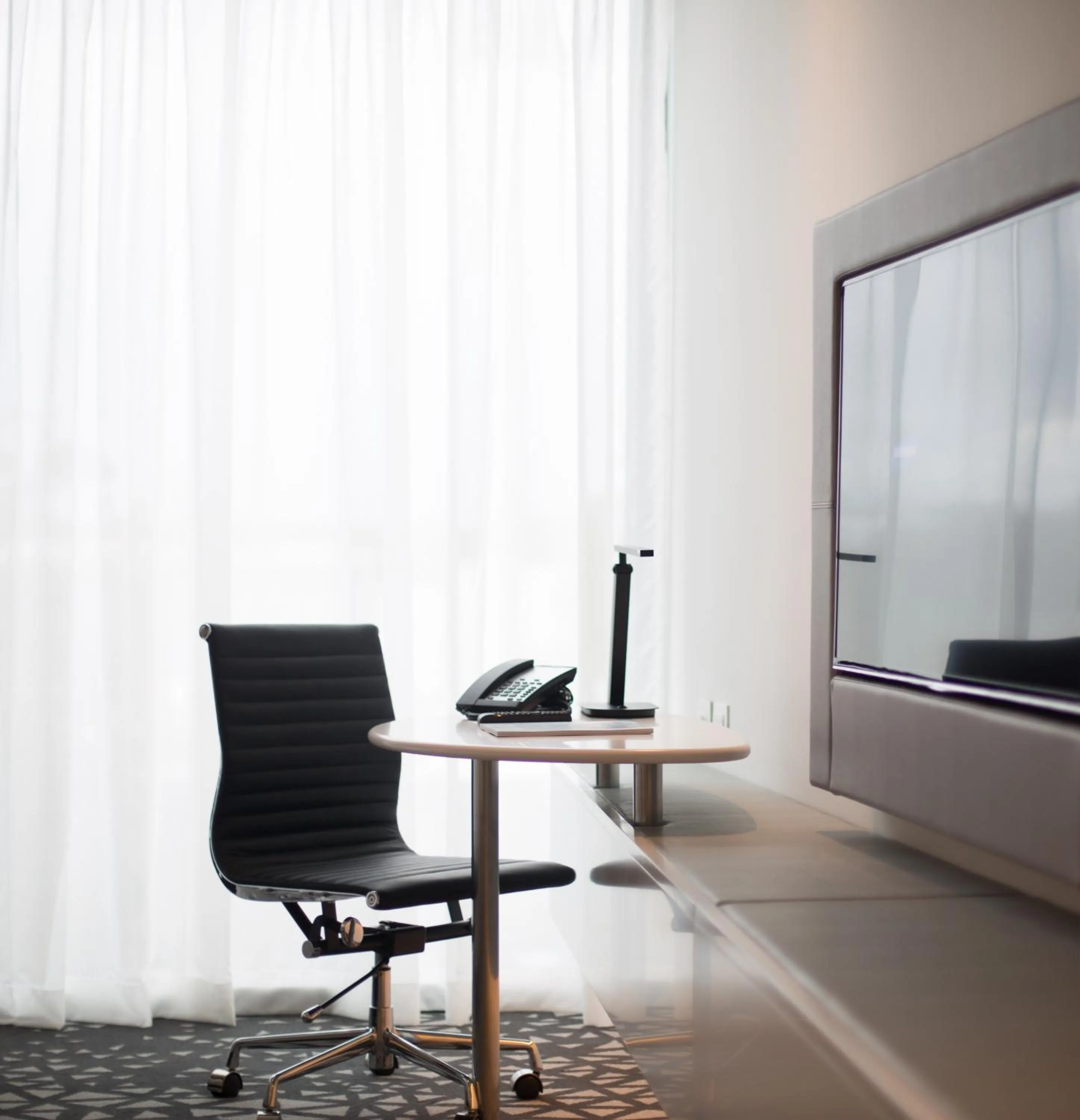 TV and multimedia in Pullman Sydney Airport