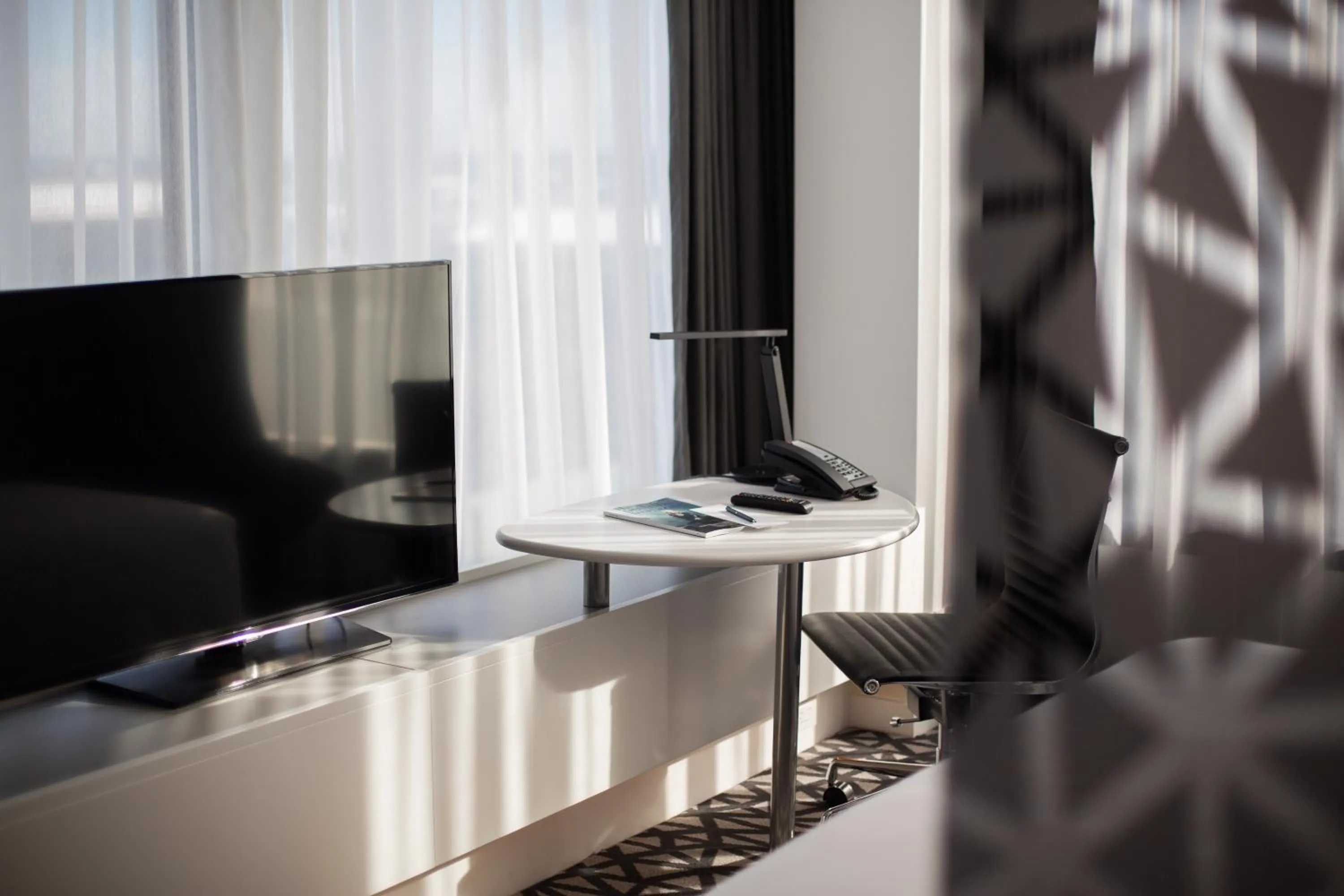 TV and multimedia in Pullman Sydney Airport