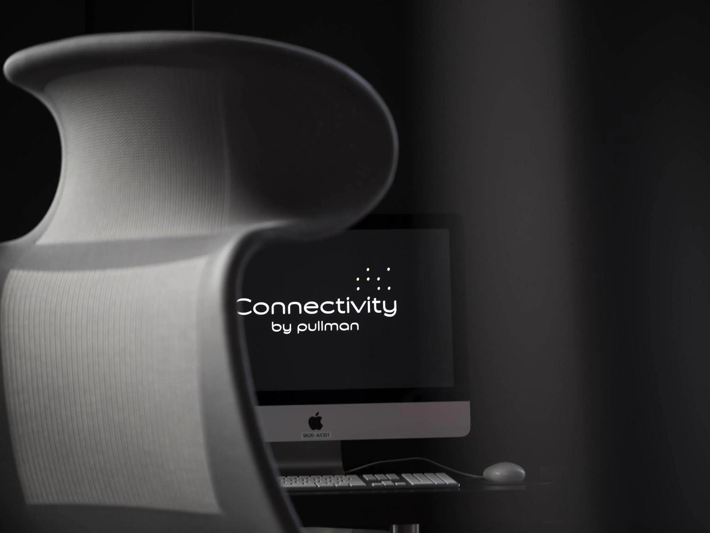 Property building in Pullman Sydney Airport