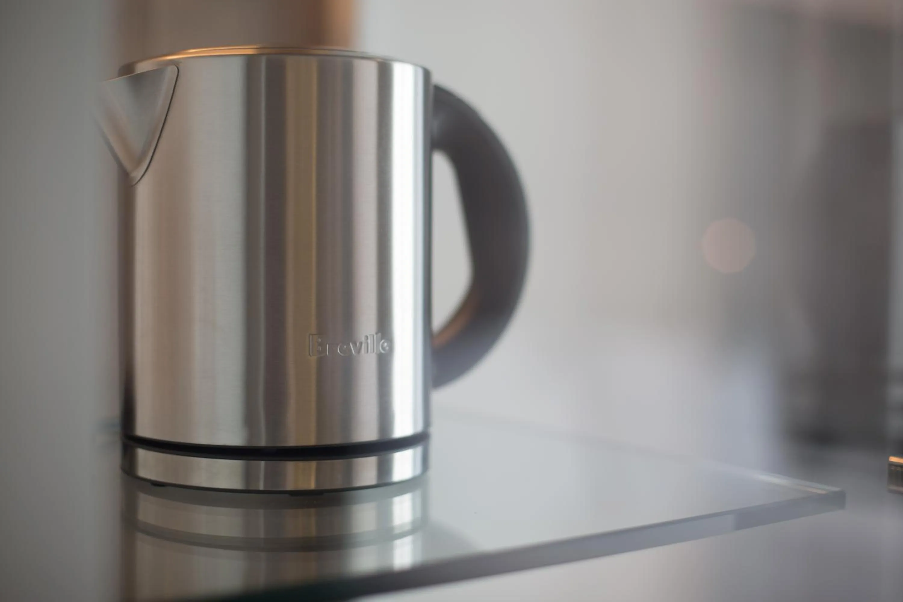 Coffee/tea facilities in Pullman Sydney Airport
