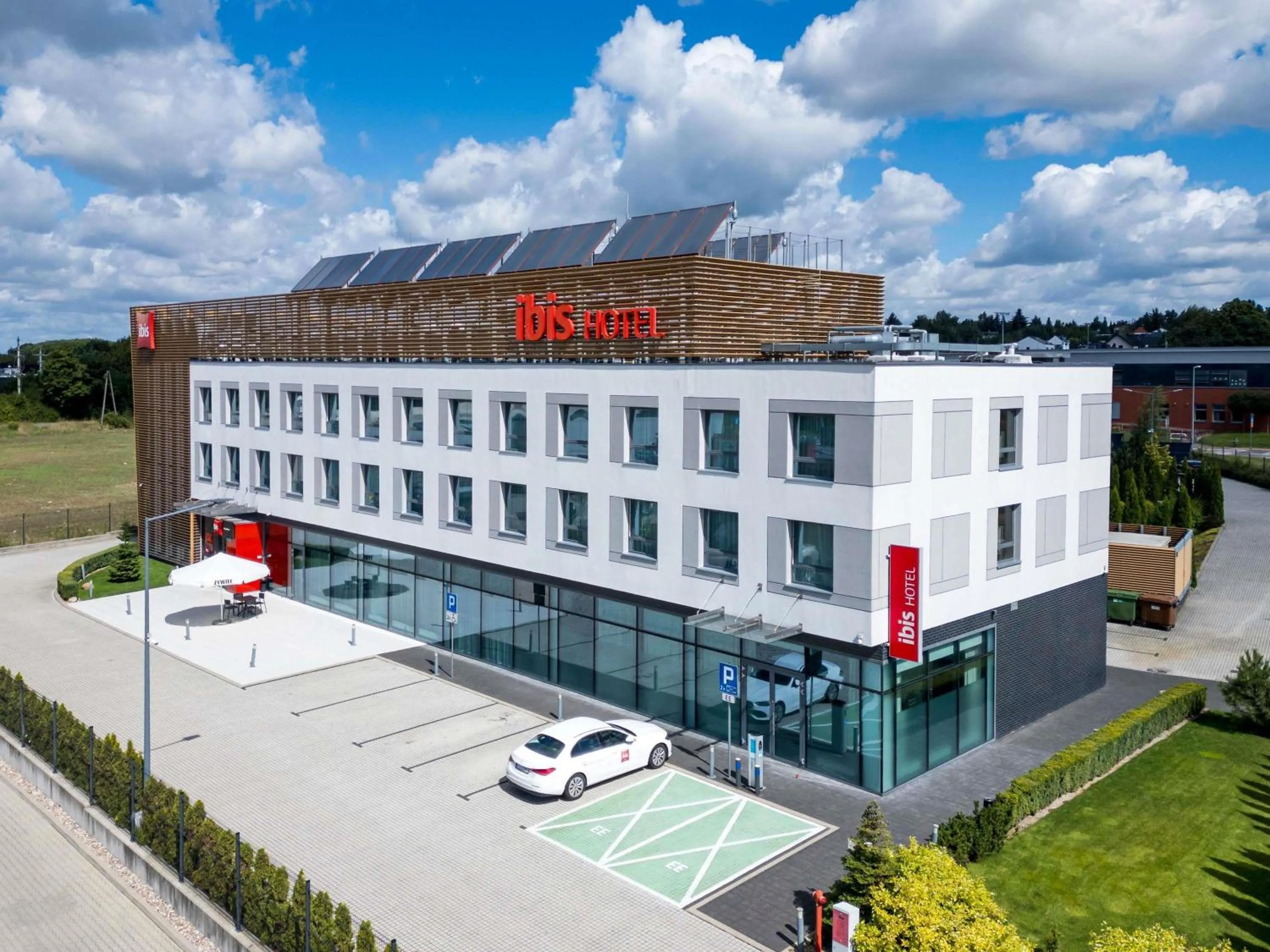 Property building in Ibis Poznan Polnoc
