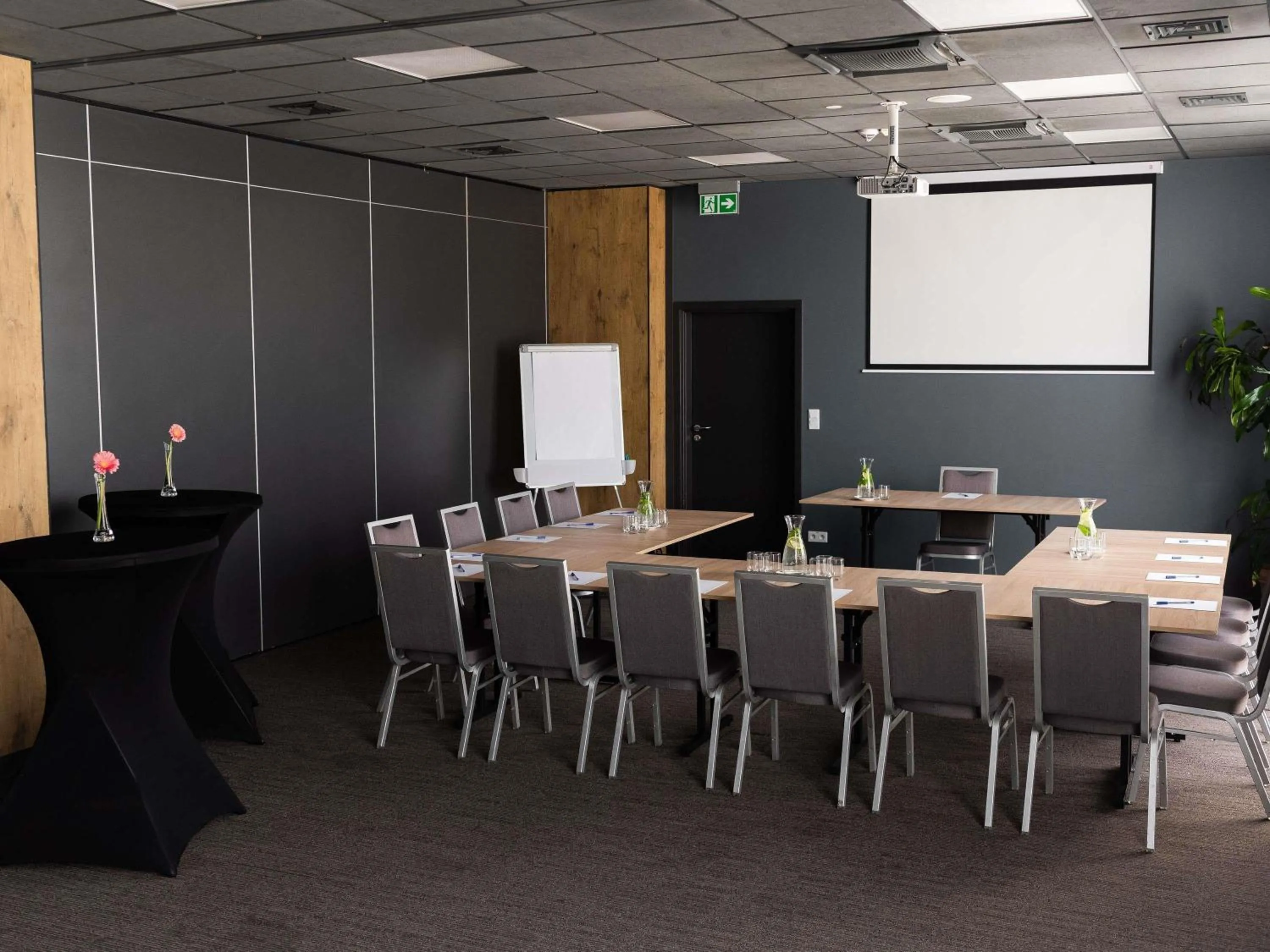 Meeting/conference room in Ibis Poznan Polnoc