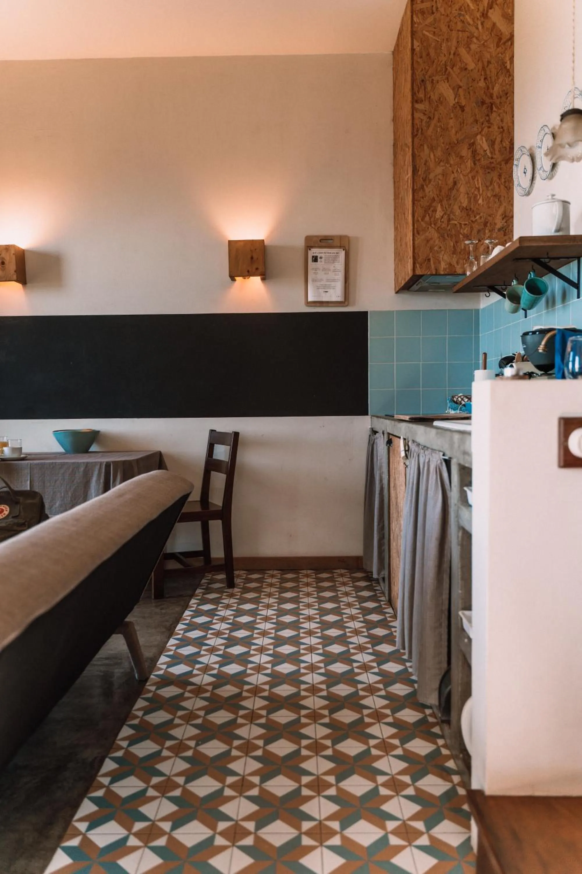 Decorative detail, Bed in Casas da Levada